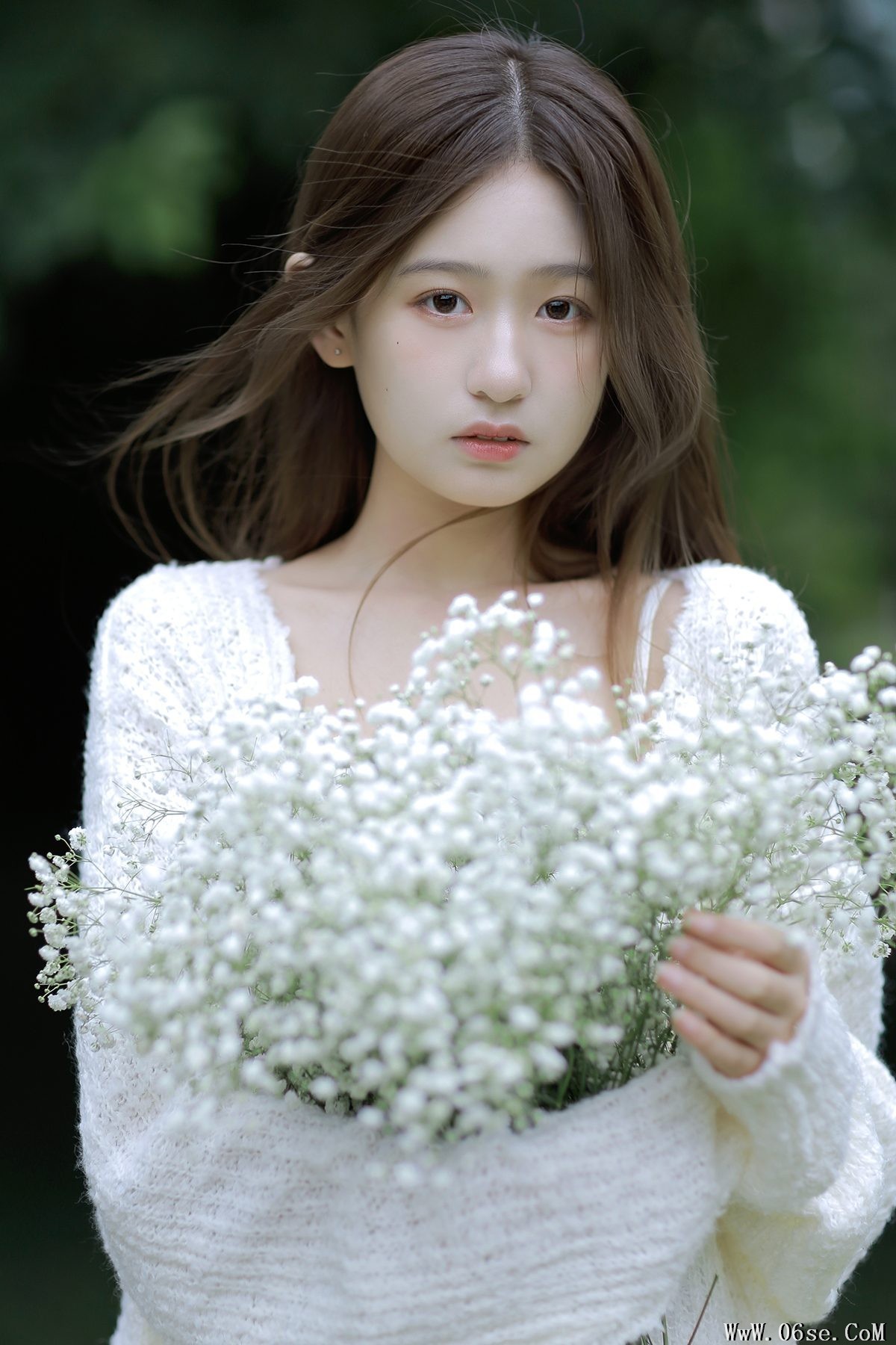 YiTuYu艺图语 Vol.3394 Rui Qiu De Kuai Le Ren Sheng[23P]-六色网