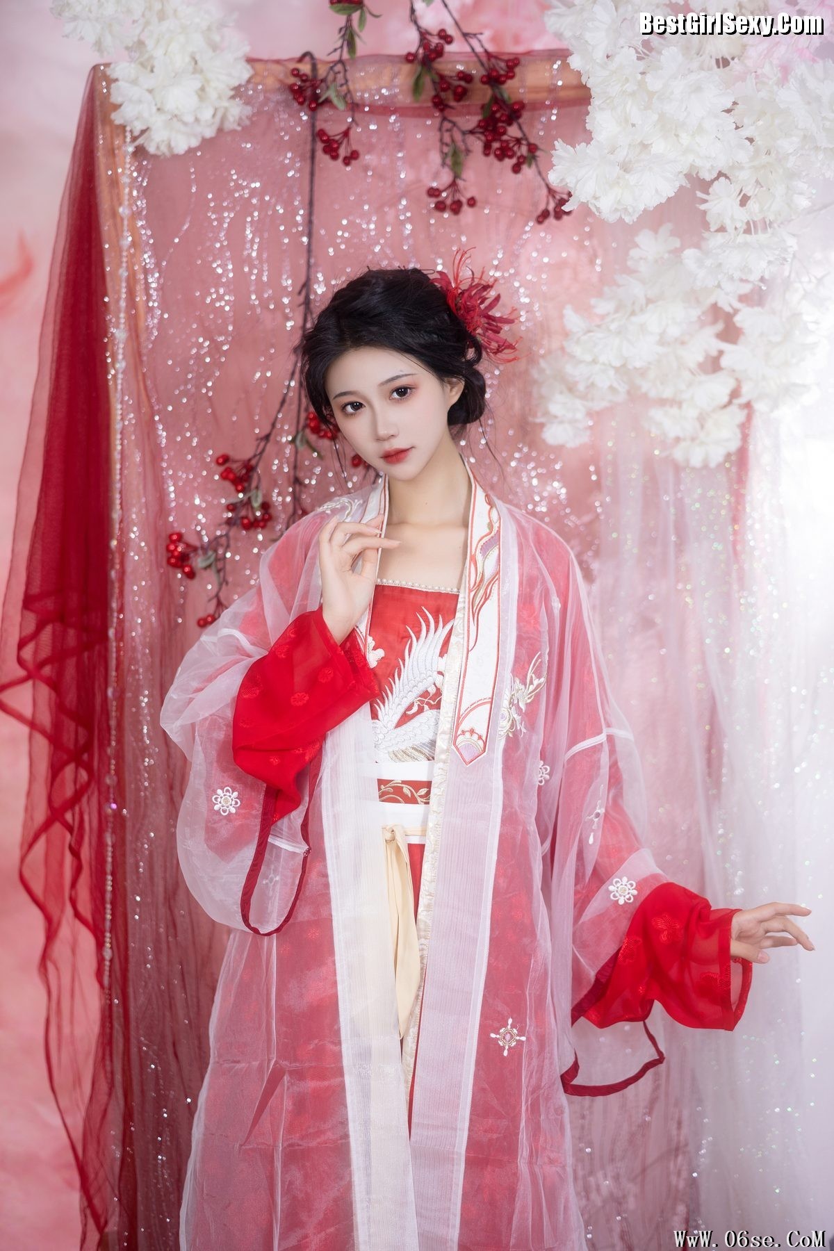 图片[4]-YiTuYu艺图语 Vol.4080 Qi Luo Sheng De Xiao Su Su[27P]-六色网