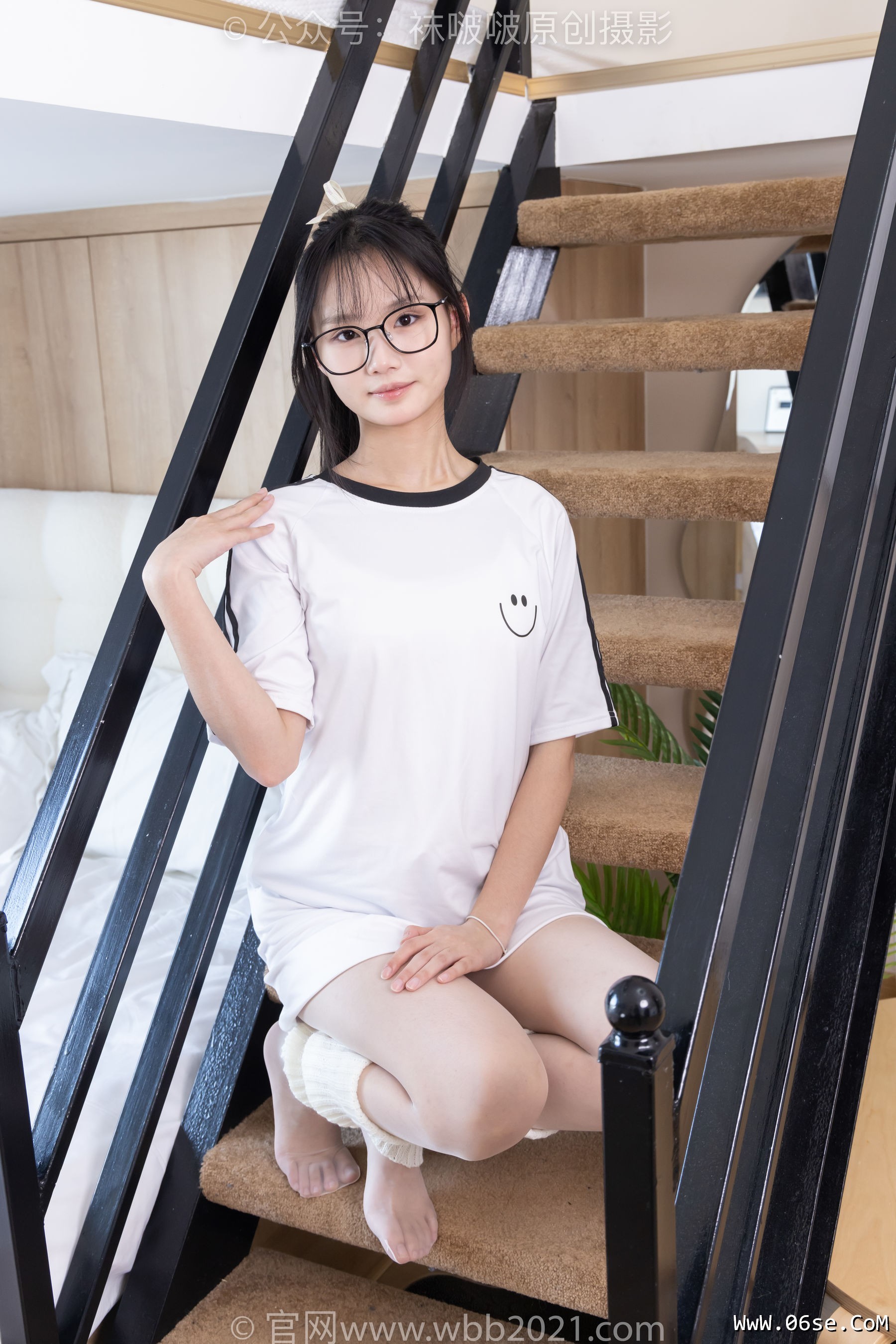 图片[121]-BoBoSocks袜啵啵 No.376 甜甜圈 -运动鞋、堆堆袜套、白丝[150P]-六色网