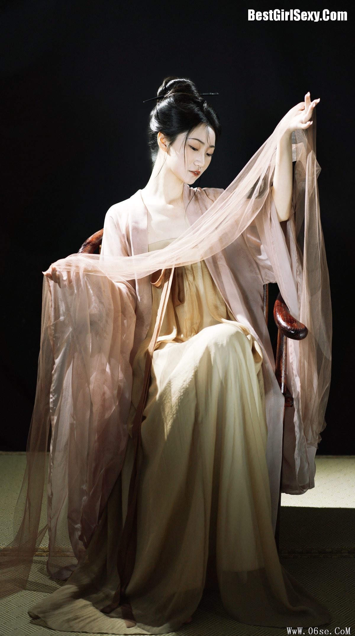 图片[15]-YiTuYu艺图语 Vol.3834 Xiao Jie Mo W[27P]-六色网