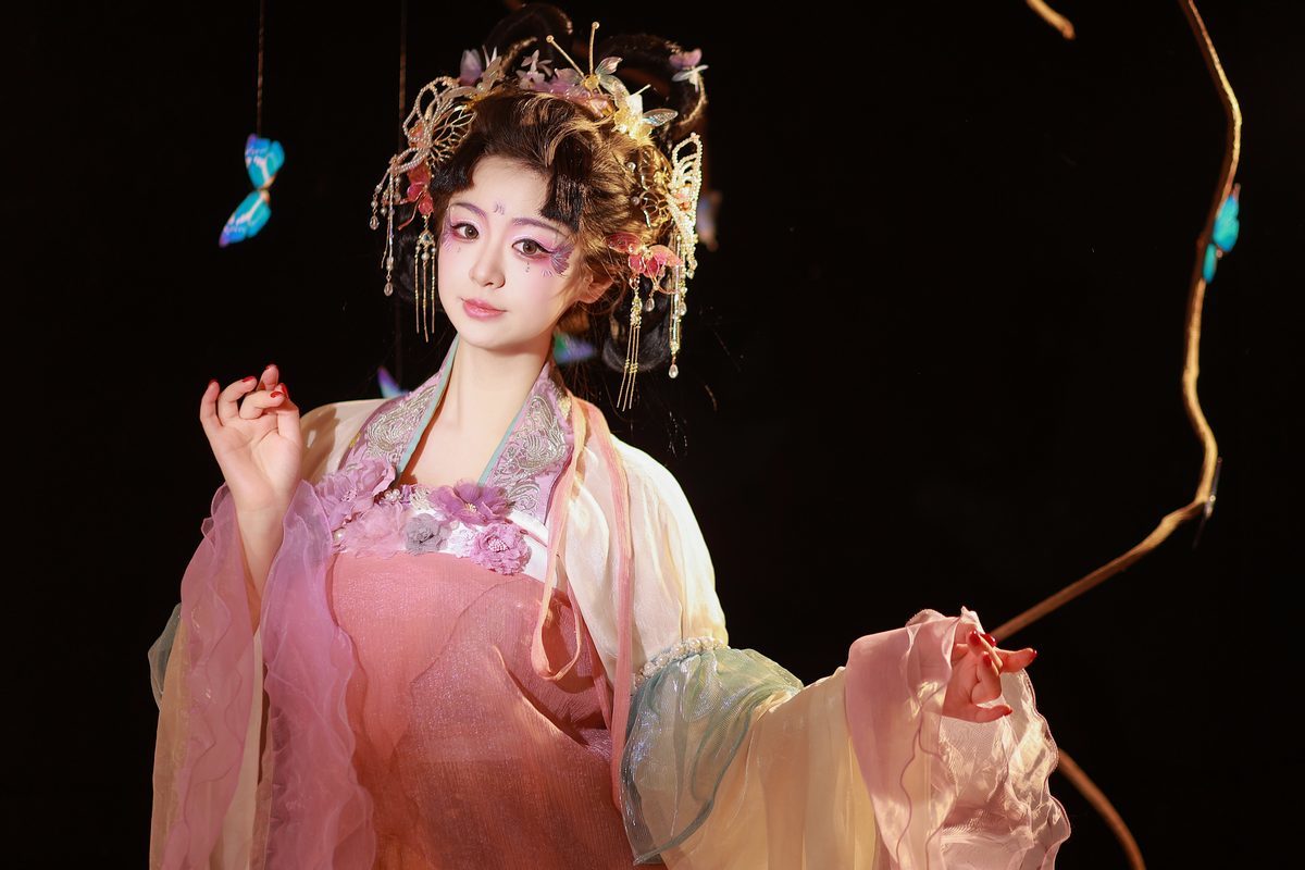图片[4]-YiTuYu艺图语 Vol.5823 Bu Ke Ai De He He Miao[27P]-六色网
