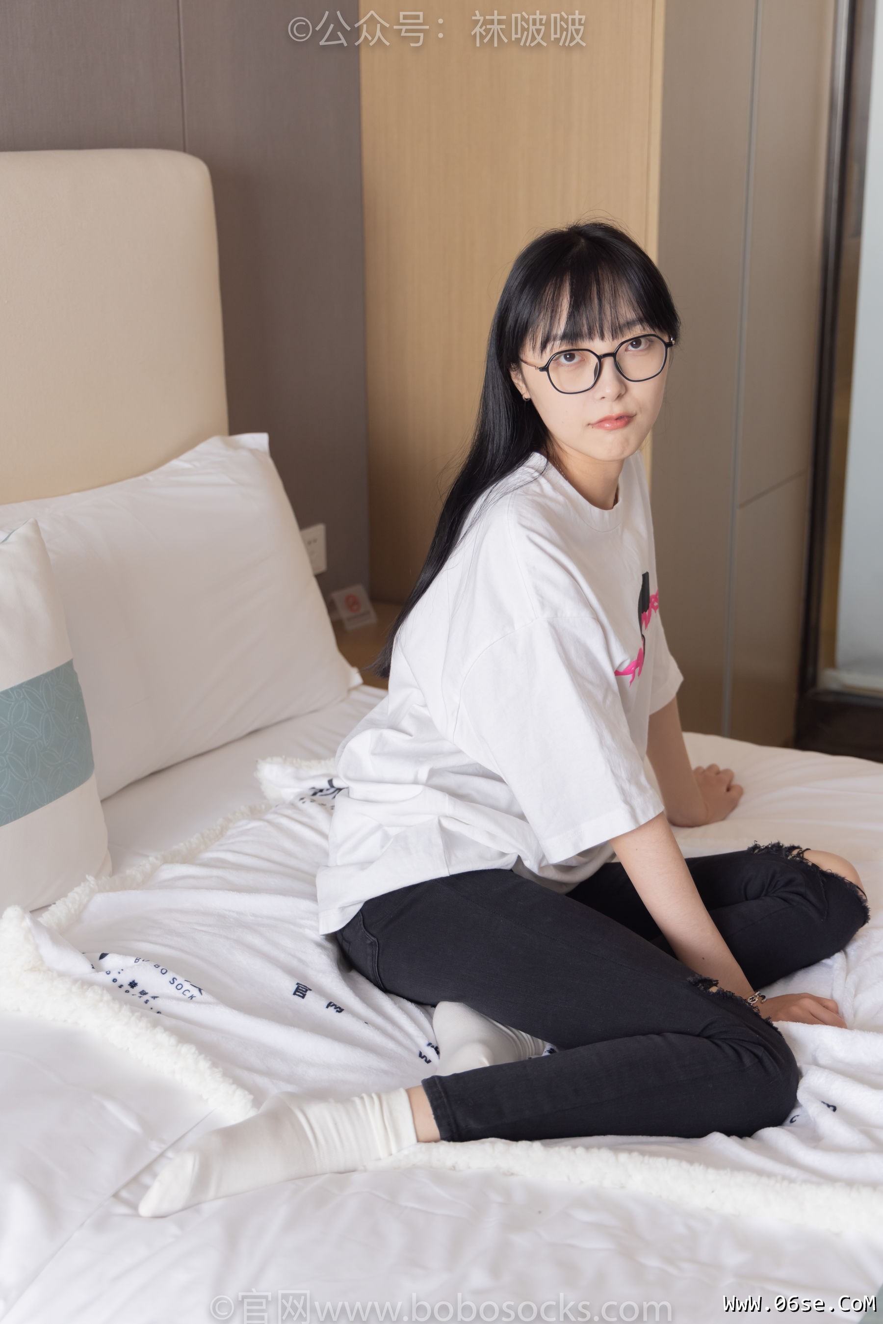 图片[71]-BoBoSocks袜啵啵 No.055 稚予-斯凯奇运动鞋、白棉袜、黑棉袜[139P]-六色网