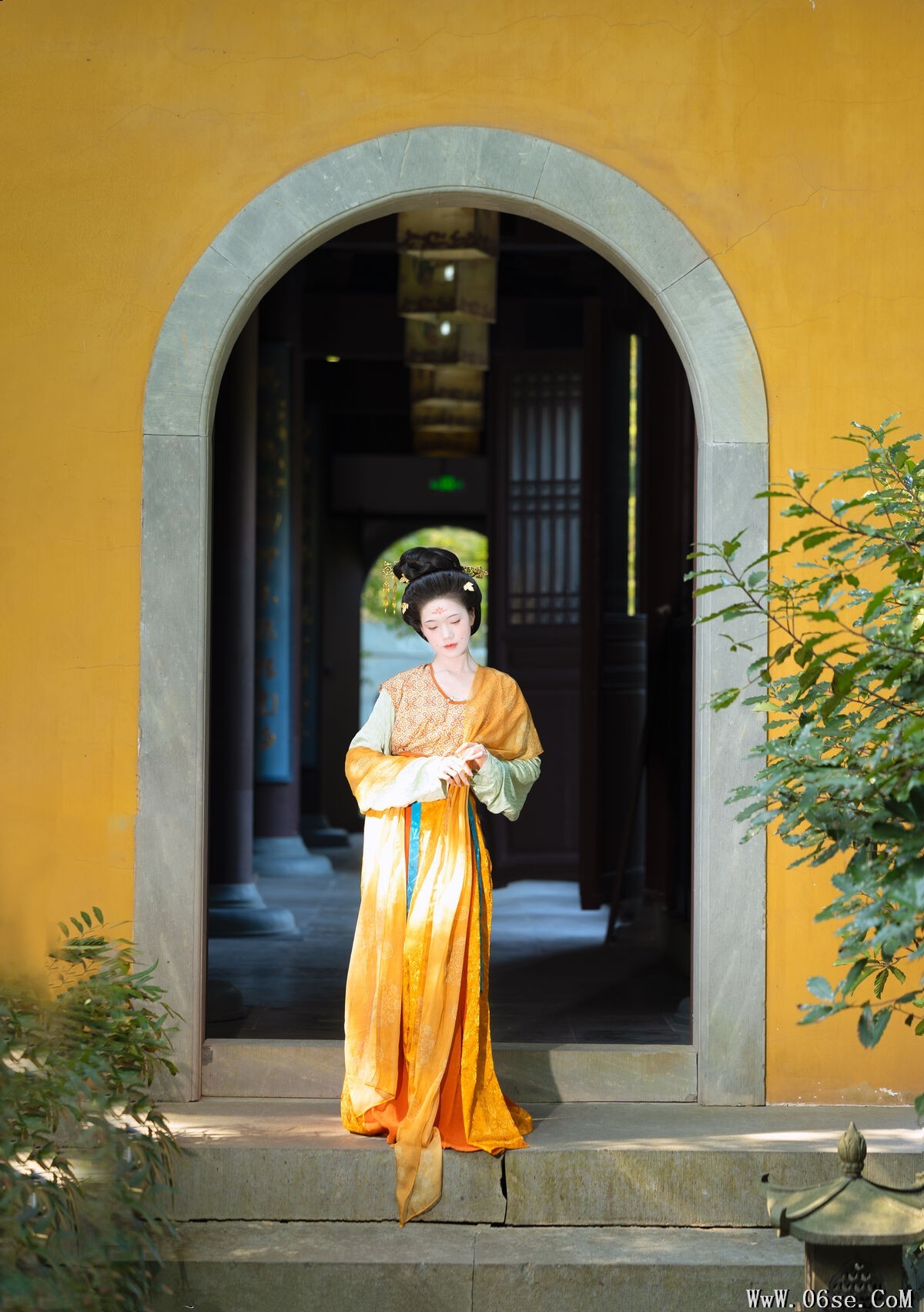 图片[18]-YiTuYu艺图语 Vol.7700 Yu Qing[23P]-六色网