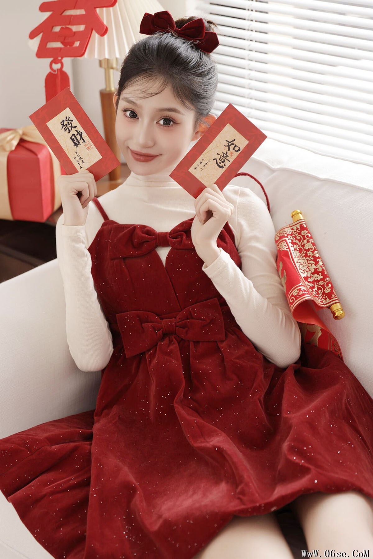 YiTuYu艺图语 Vol.6319 Xiao Dou Dou Yao Bao Fu[30P]-六色网