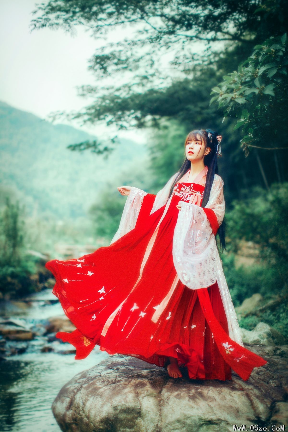 图片[21]-YiTuYu艺图语 Vol.4305 Gong Zi Bu Huai[25P]-六色网