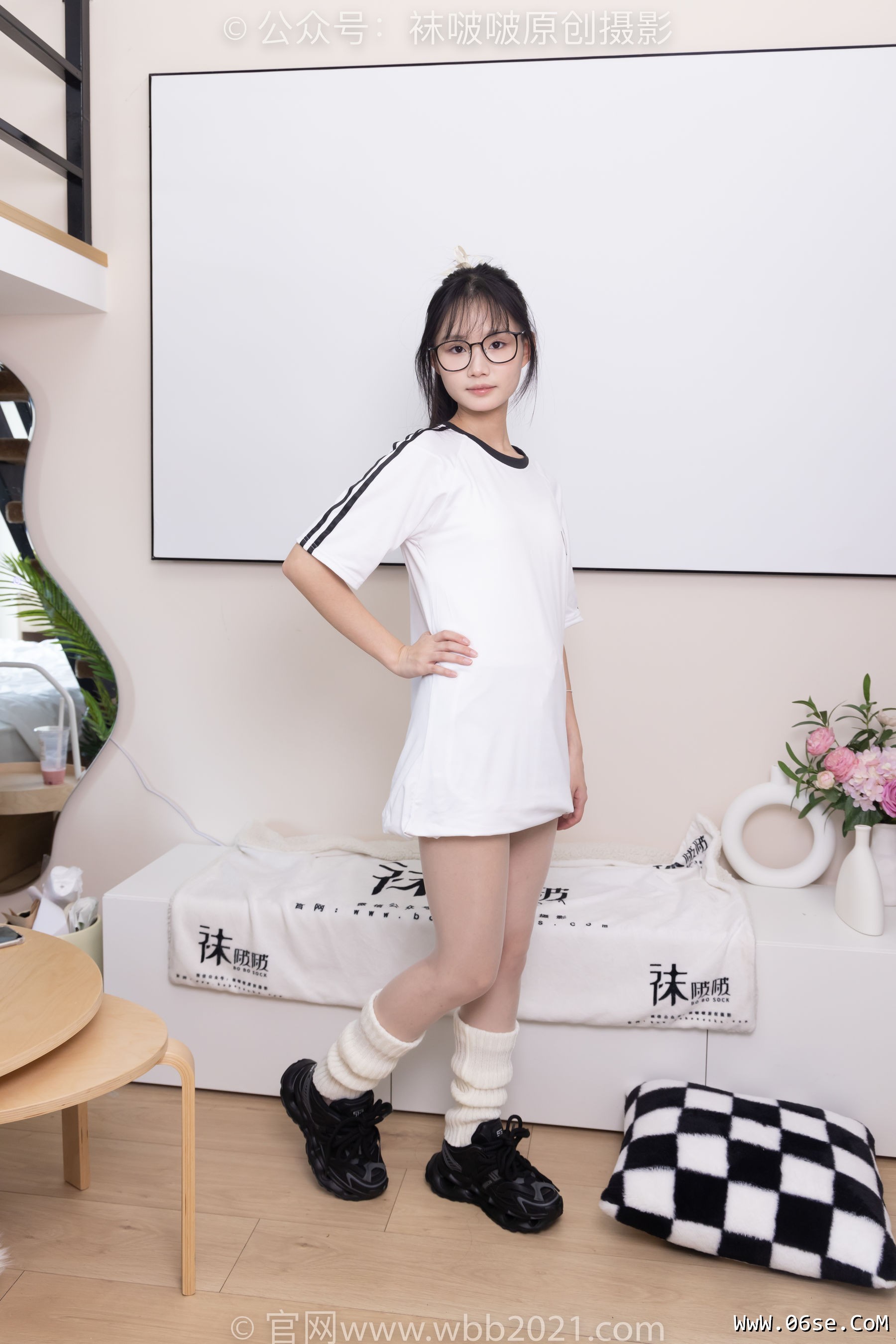图片[63]-BoBoSocks袜啵啵 No.376 甜甜圈 -运动鞋、堆堆袜套、白丝[150P]-六色网