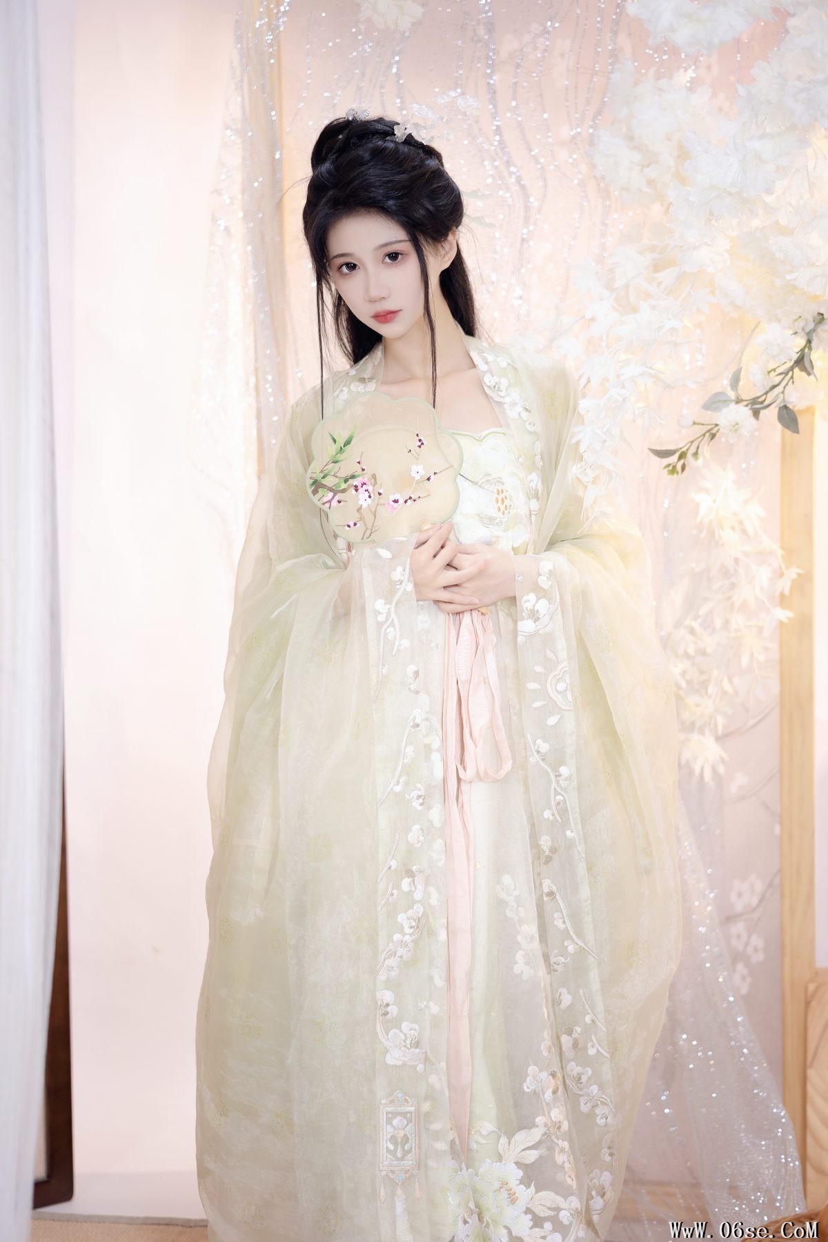图片[11]-YiTuYu艺图语 Vol.4143 Qi Luo Sheng De Xiao Su Su[28P]-六色网
