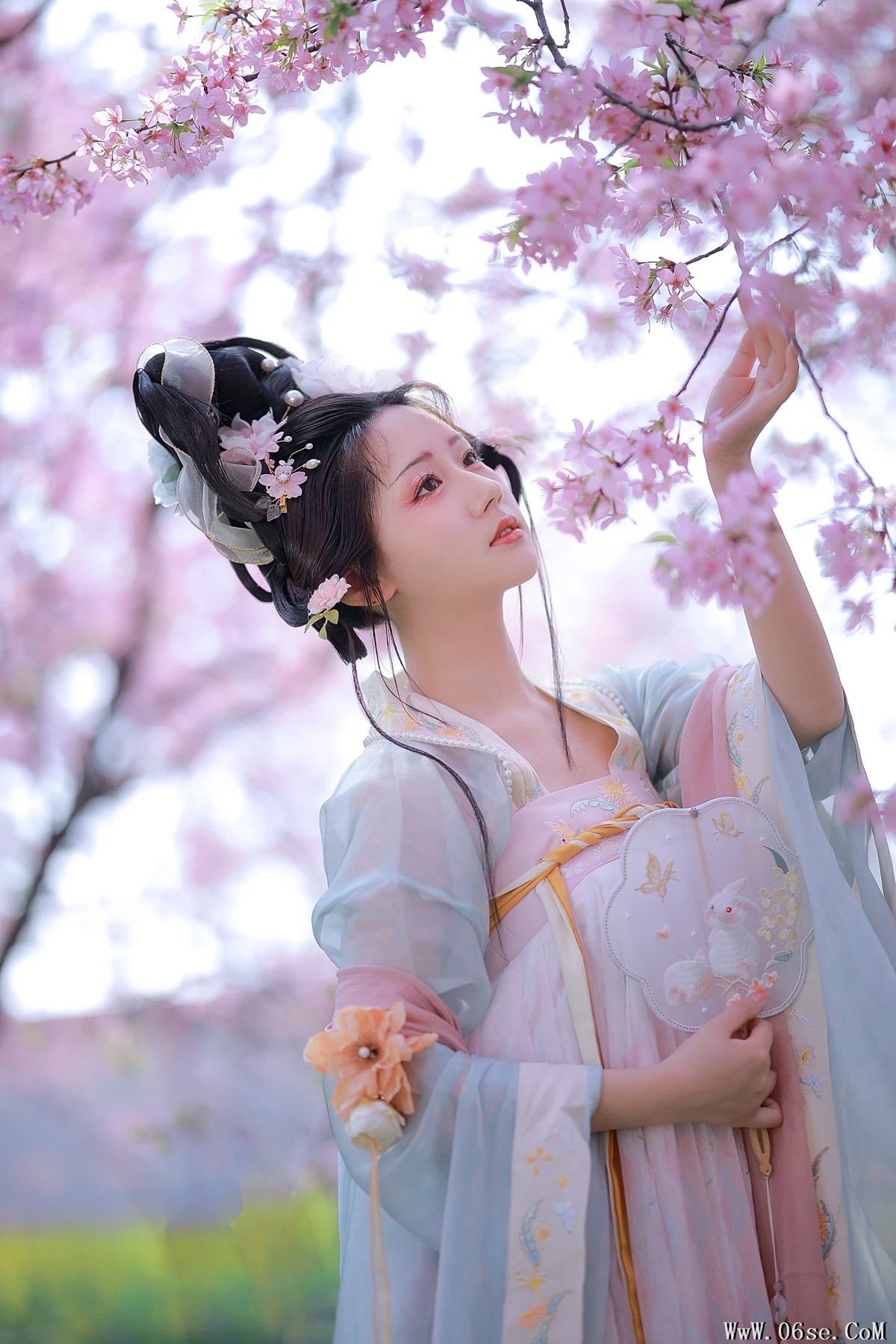 图片[15]-[艺图语]2022.12.22 Vol.2732 – 樱花仙子 [21P]-六色网