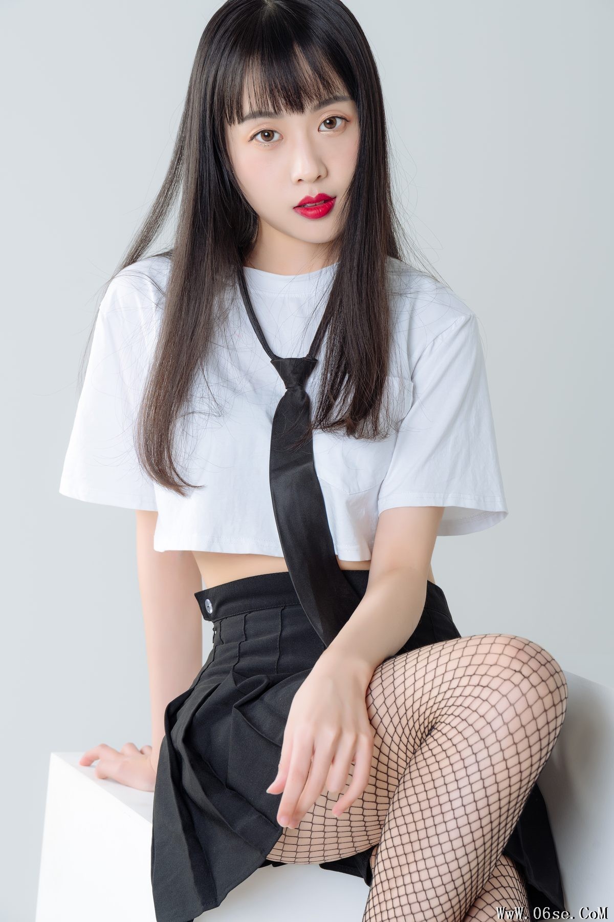 图片[4]-YiTuYu艺图语 Vol.3770 Xiao Yu[44P]-六色网