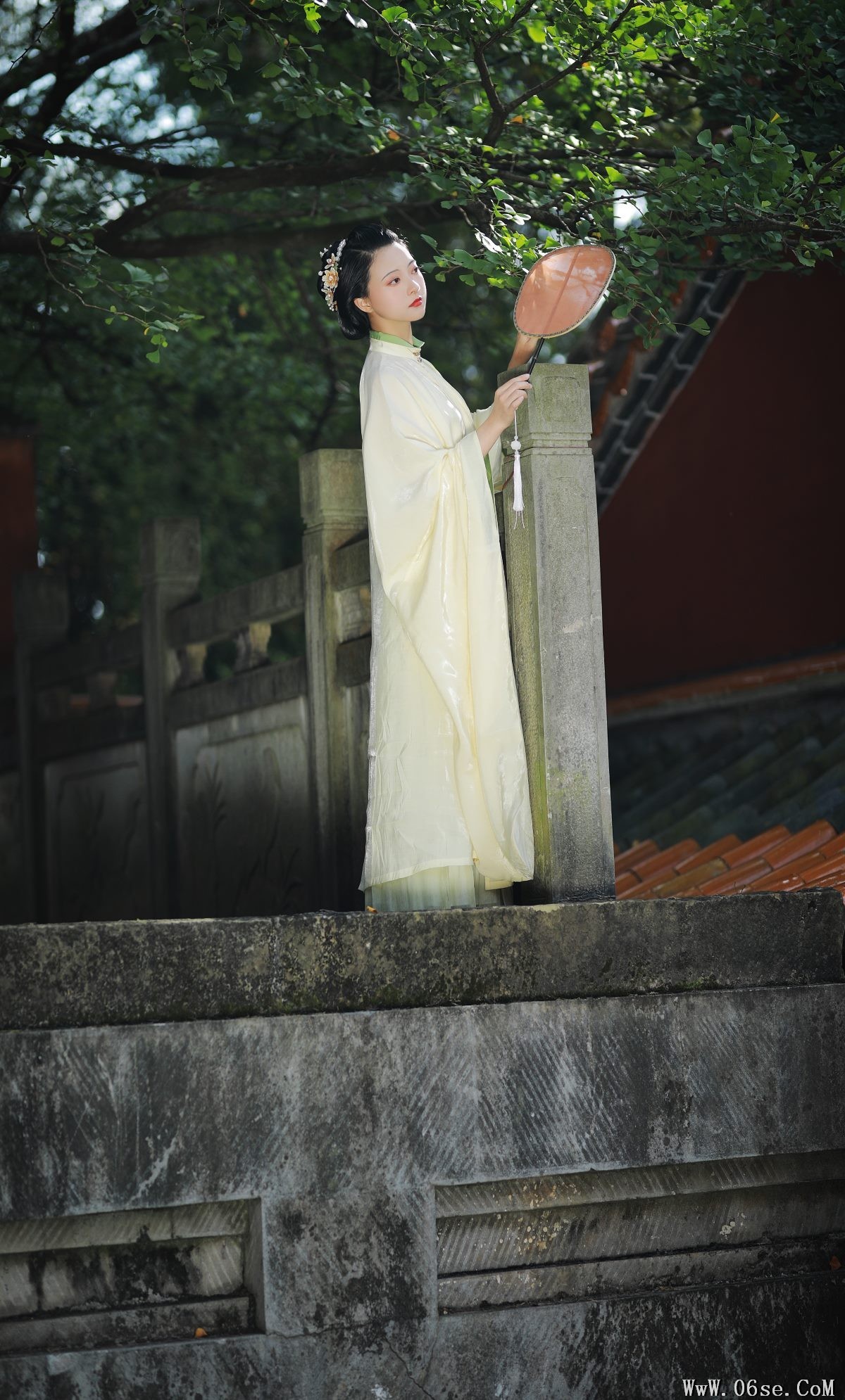 图片[24]-YiTuYu艺图语 Vol.3099 YunFleur[41P]-六色网