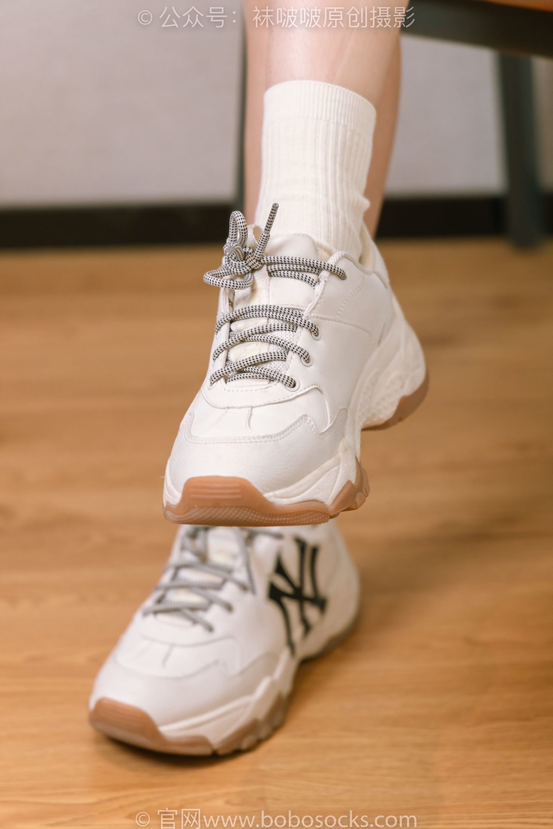 图片[49]-BoBoSocks袜啵啵 No.176 小安-运动鞋、白棉袜、裸足[139P]-六色网