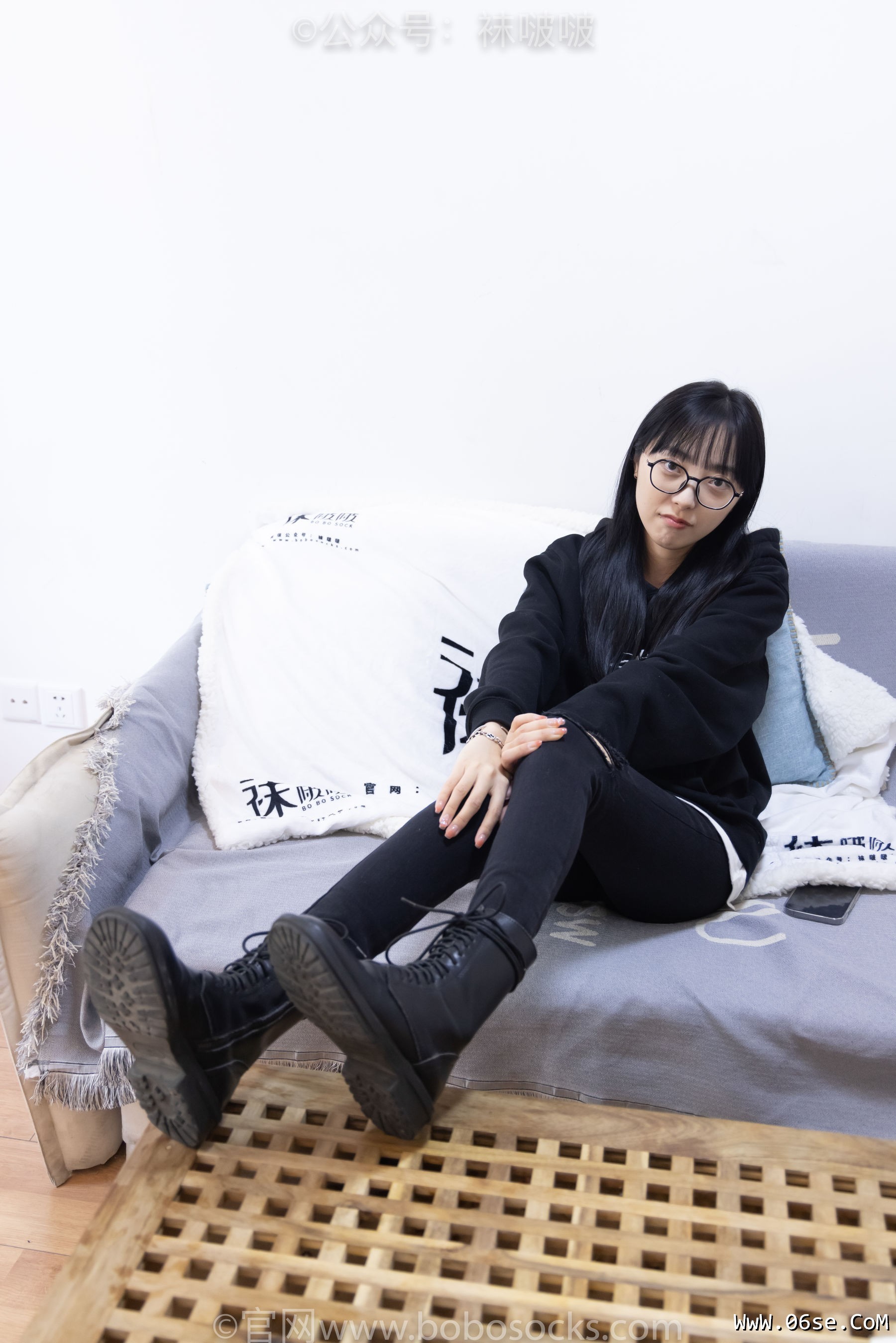 图片[37]-BoBoSocks袜啵啵 No.061 稚予-短靴、白棉袜、裸足[145P]-六色网