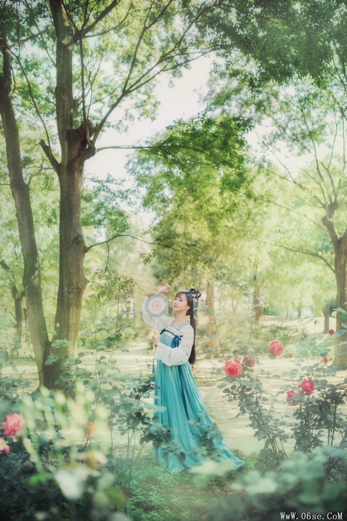图片[8]-YiTuYu艺图语 Vol.4170 Qi Luo Sheng De Xiao Su Su[24P]-六色网