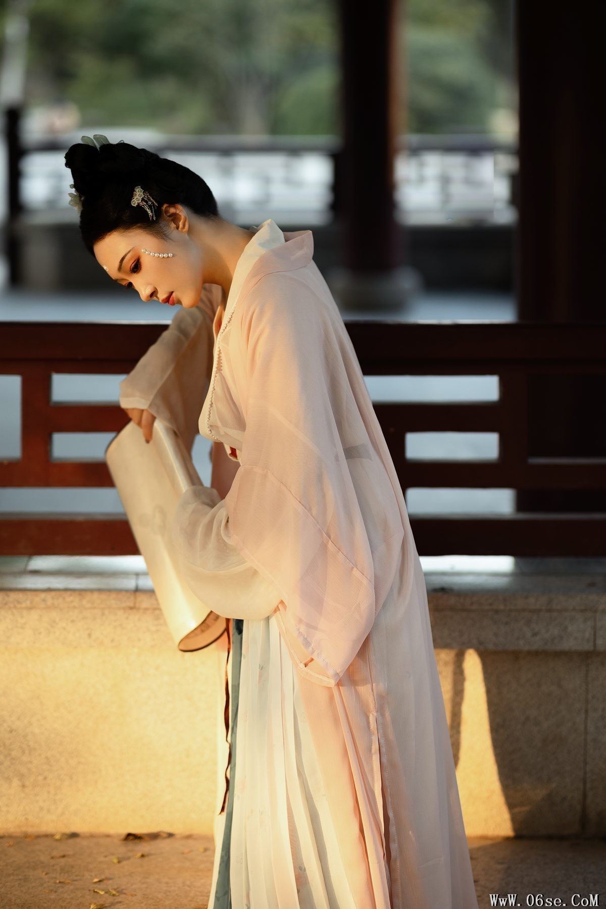 图片[24]-YiTuYu艺图语 Vol.6183 Bing Leng De Xi Gua[30P]-六色网
