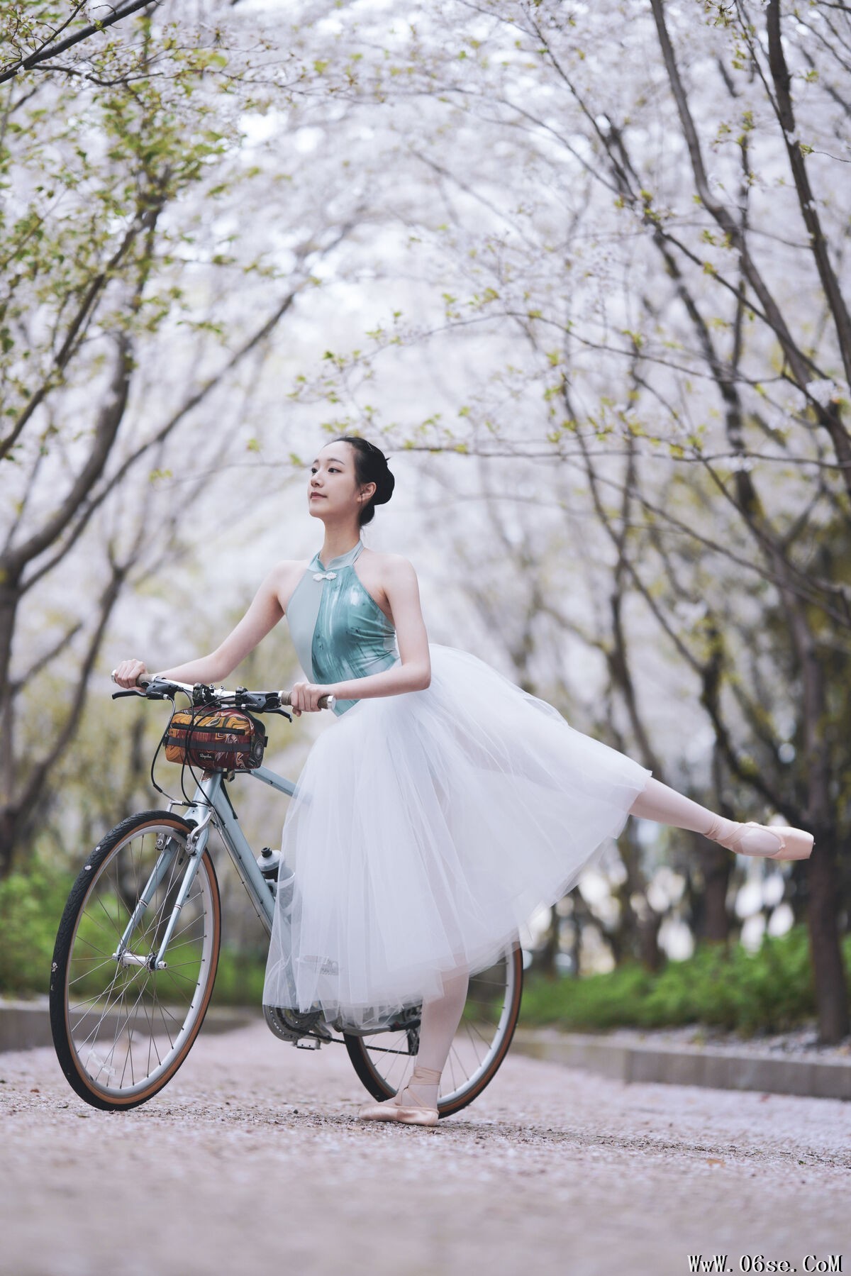 图片[25]-YiTuYu艺图语 Vol.6883 Xiao Xong[25P]-六色网