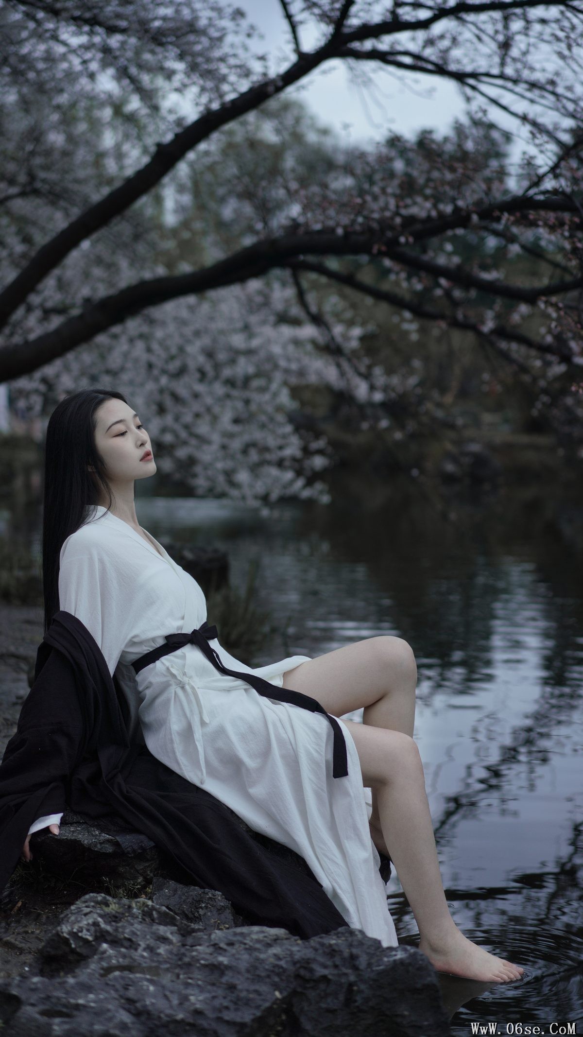 图片[18]-YiTuYu艺图语 Vol.3894 Ai Tan Xian De Xia Shang Zhou[33P]-六色网