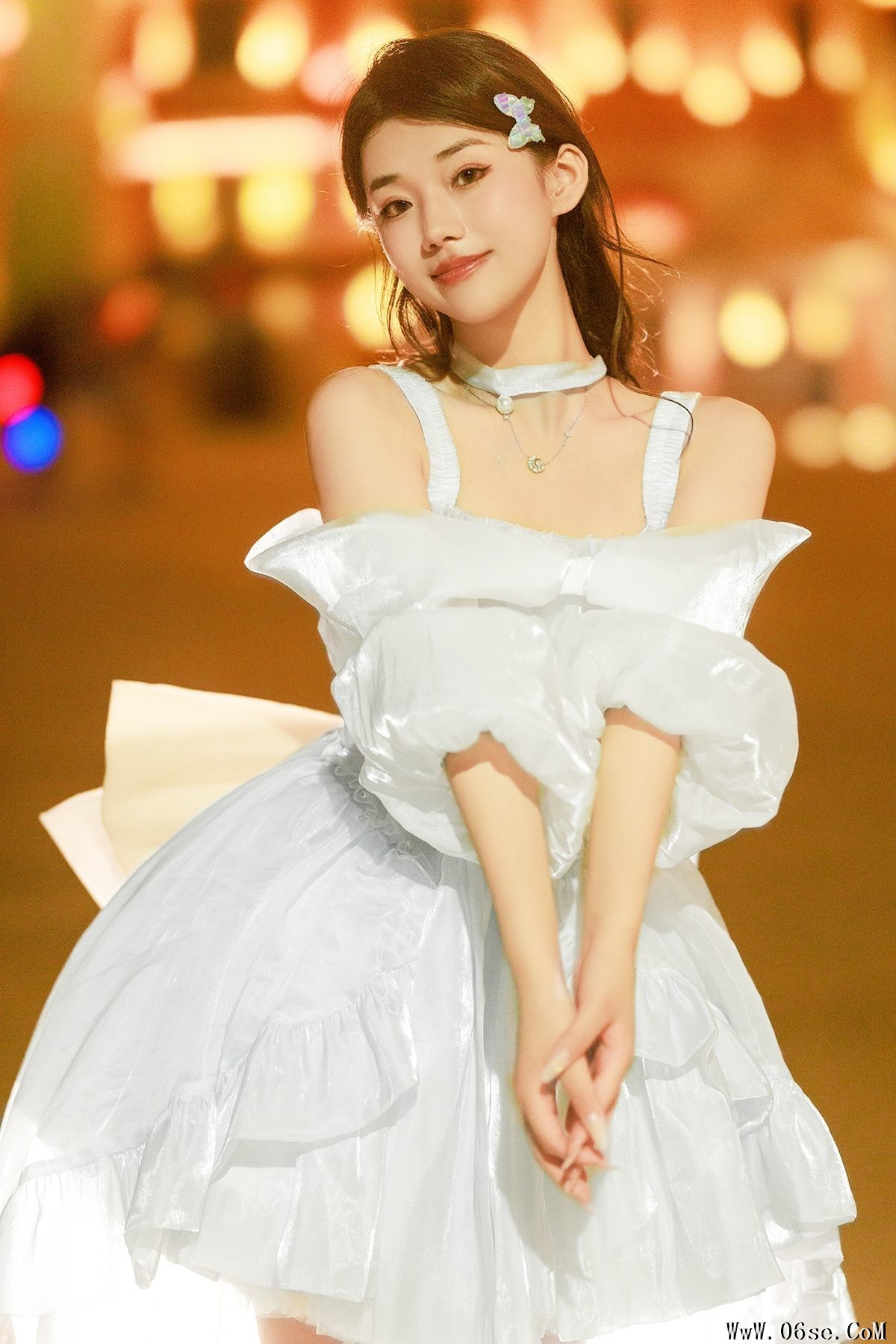 YiTuYu艺图语 Vol.4932 Pei Tong Xue[23P]-六色网