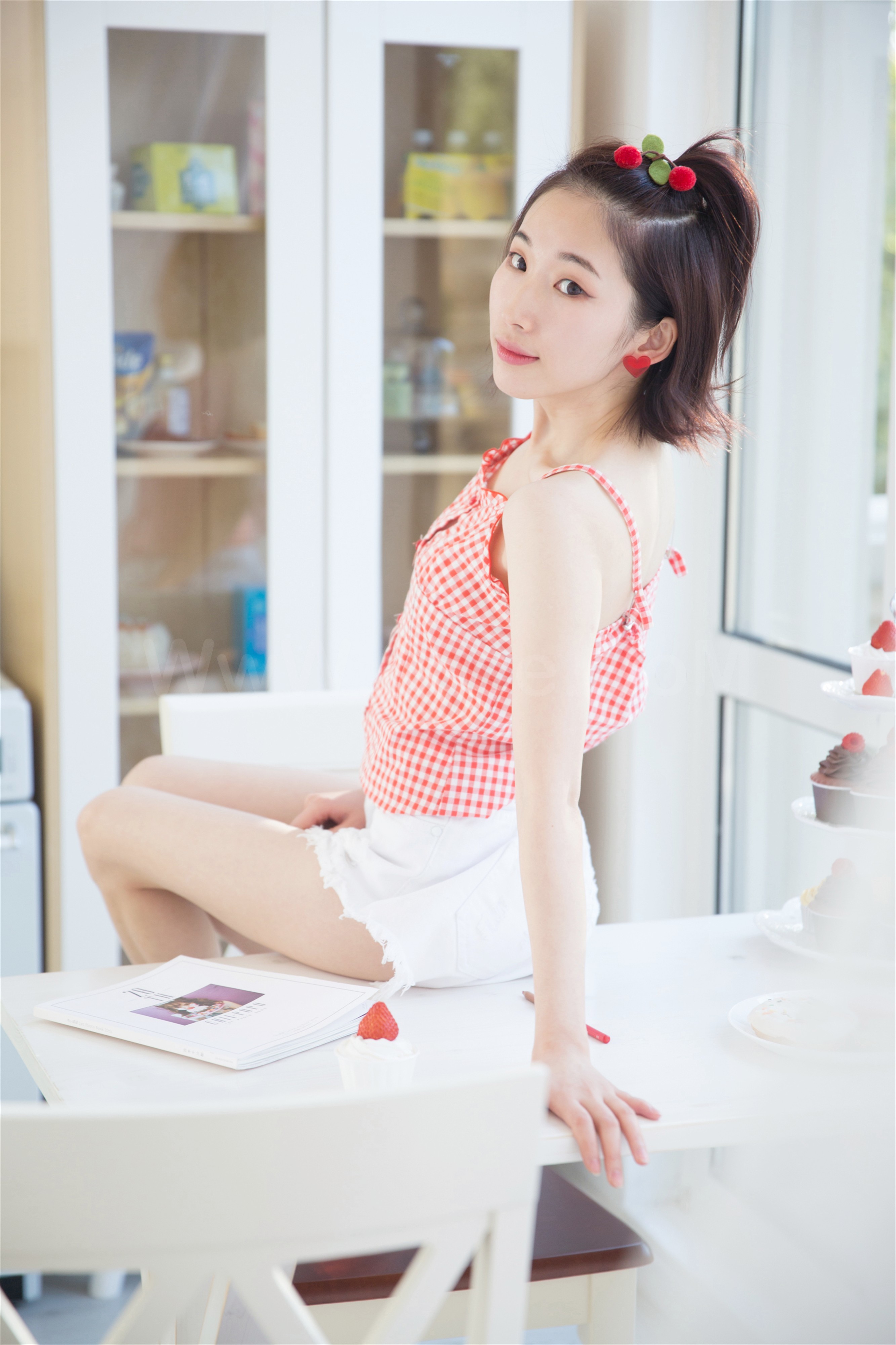 图片[25]-雅拉伊 – 《阳光女生》[37P]-六色网