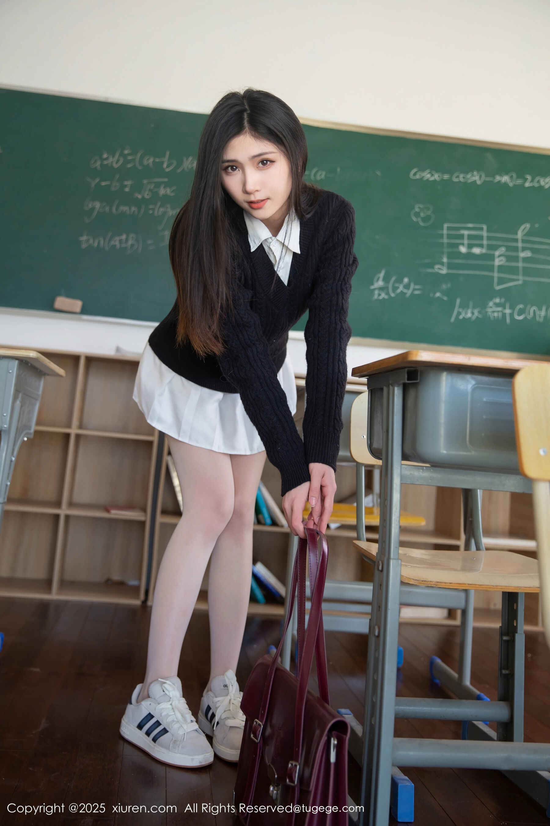 图片[3]-[Xiuren秀人网] 2025.03.27 NO.10078 刘婷婷[81P]-六色网