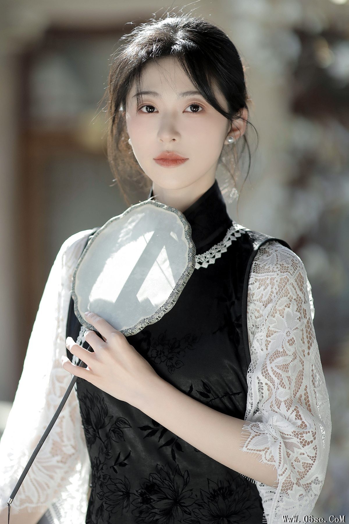 YiTuYu艺图语 Vol.3879 Fen Mian Gu Niang[28P]-六色网