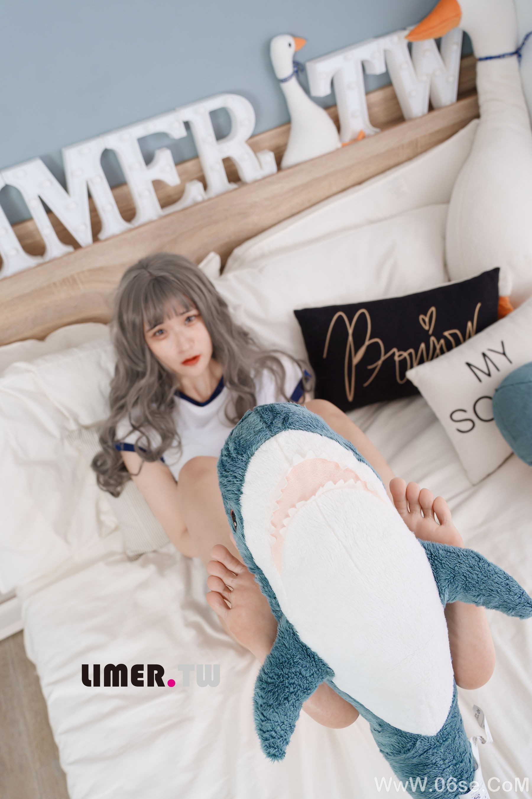 图片[43]-Limerence原创 No.090 7bao 体育服下 裸足＆白丝[86P]-六色网