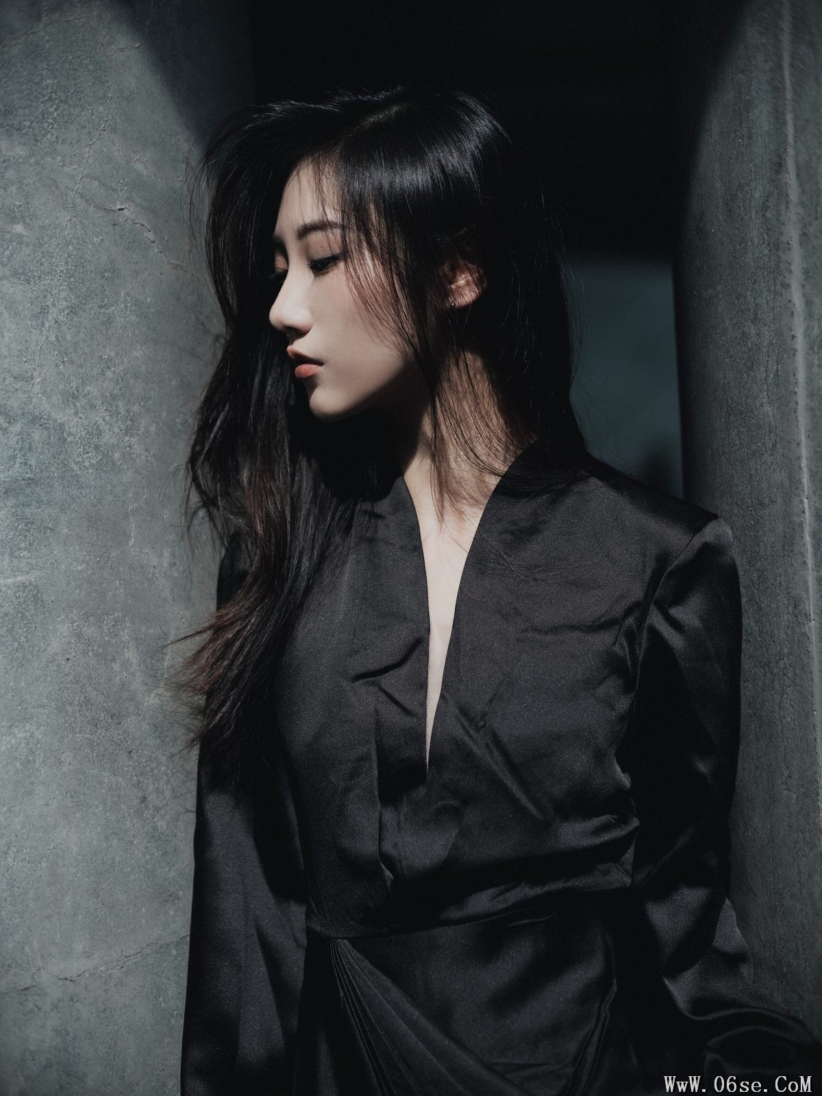 图片[25]-YiTuYu艺图语 Vol.3230 A Wan[46P]-六色网