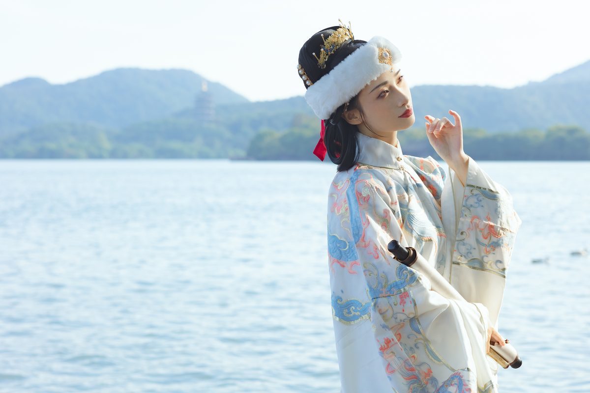图片[36]-YiTuYu艺图语 Vol.3724 Mou Xiao Yao[53P]-六色网