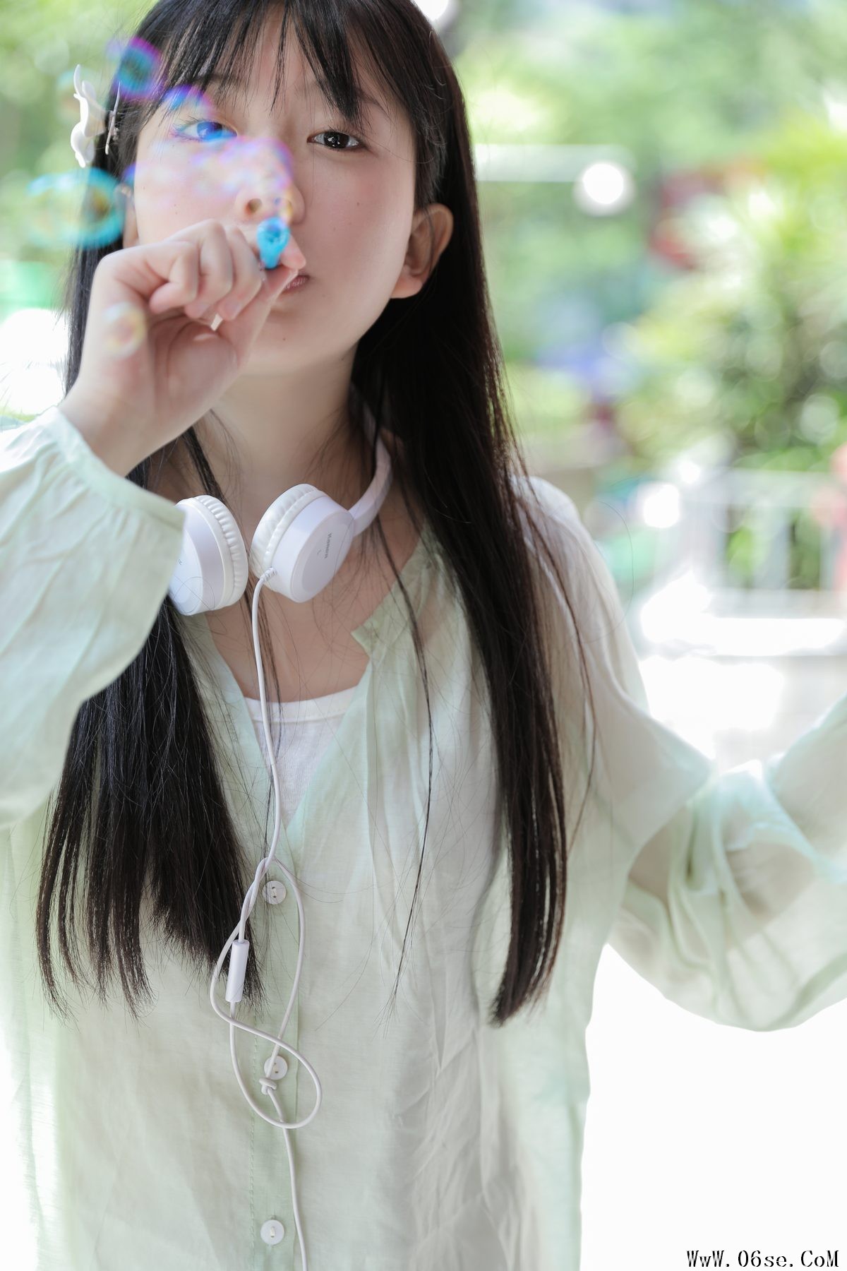 图片[23]-YiTuYu艺图语 Vol.3407 Qiu Yang Yi He[23P]-六色网