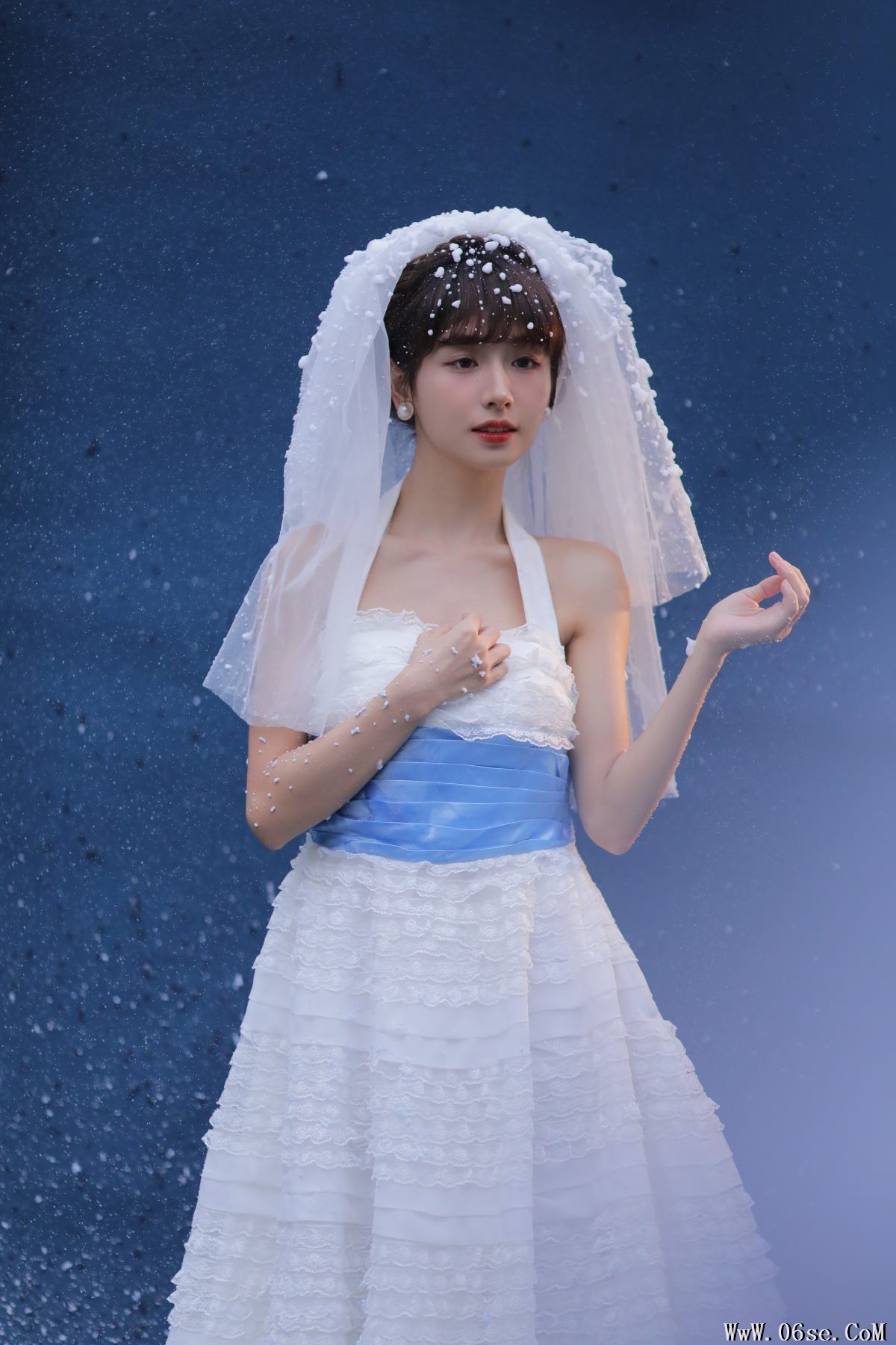 图片[17]-YiTuYu艺图语 Vol.3117 Gu Lin X[24P]-六色网
