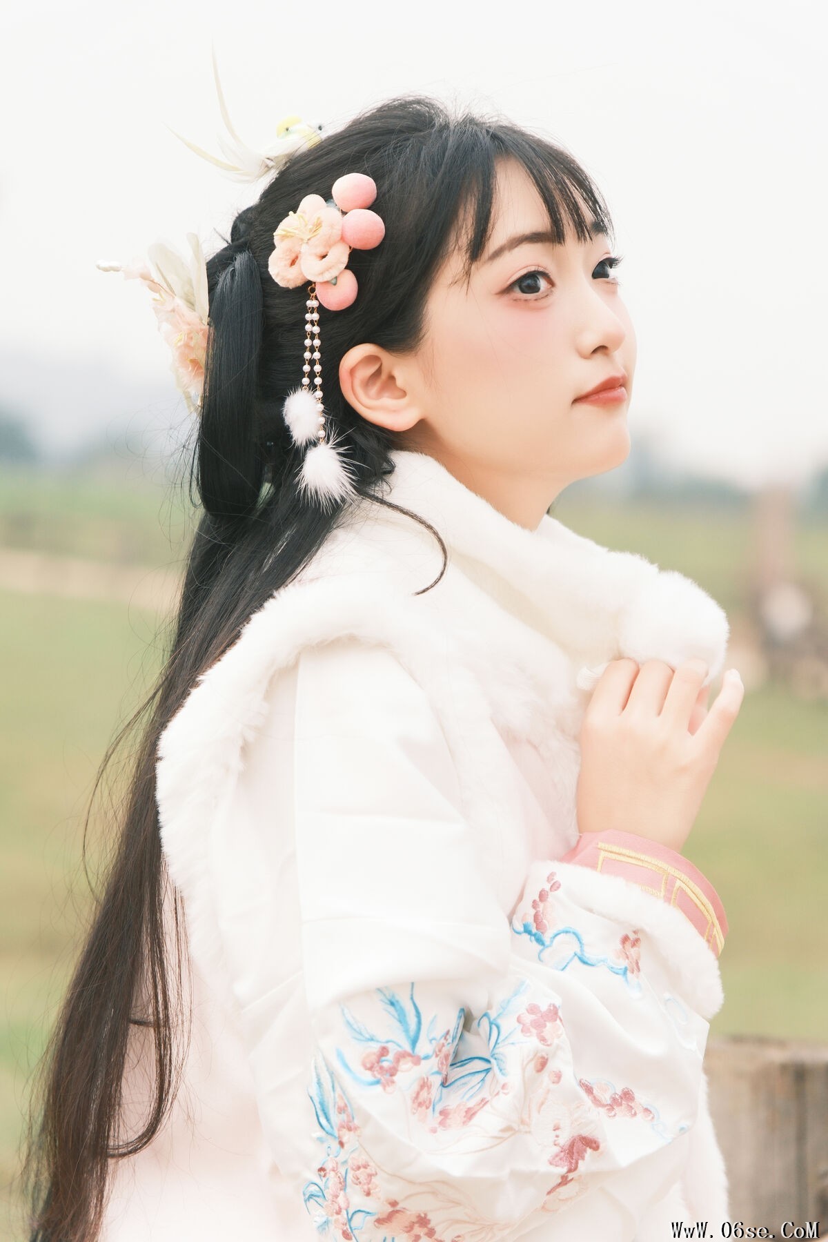 图片[15]-YiTuYu艺图语 Vol.6758 Er Liang Feng Yue[21P]-六色网