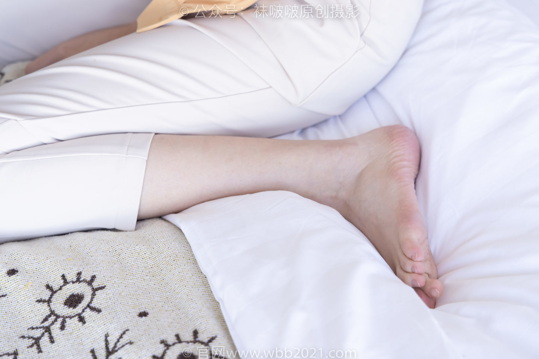 图片[33]-BoBoSocks袜啵啵 No.240 小甜豆-三双高跟鞋、肉丝、裸足[156P]-六色网