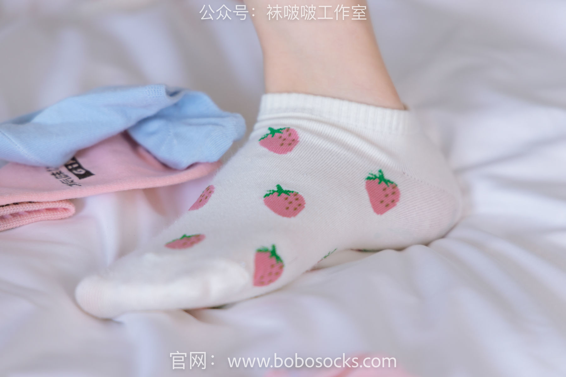 图片[128]-BoBoSocks袜啵啵 No.127 稚予-麦昆板鞋、两双自然穿旧棉袜、裸足[139P]-六色网