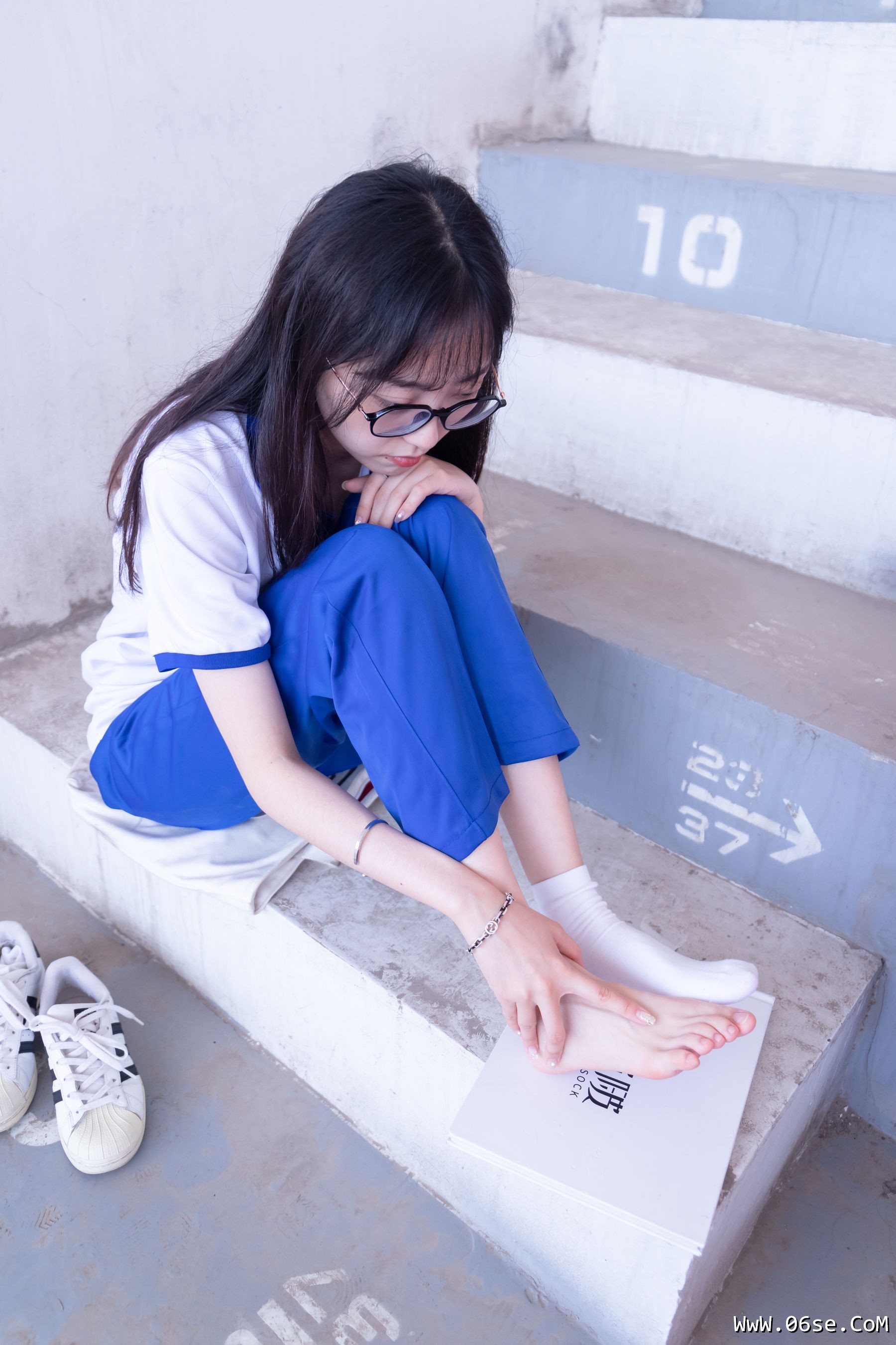 图片[99]-BoBoSocks袜啵啵 No.002 稚予-校服、贝壳头、白棉袜、裸足[139P]-六色网