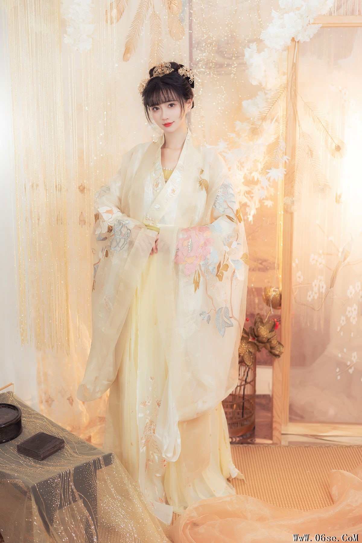 图片[4]-YiTuYu艺图语 Vol.6129 Qi Luo Sheng De Xiao Su Su[26P]-六色网