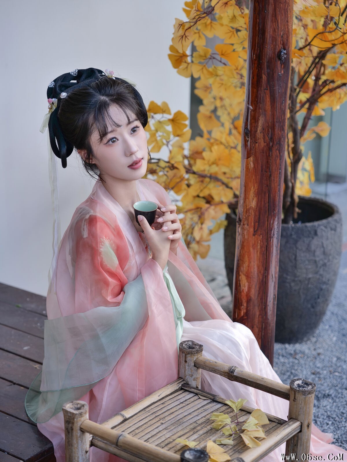 图片[6]-YiTuYu艺图语 Vol.6931 Tai Yang Du Du[24P]-六色网