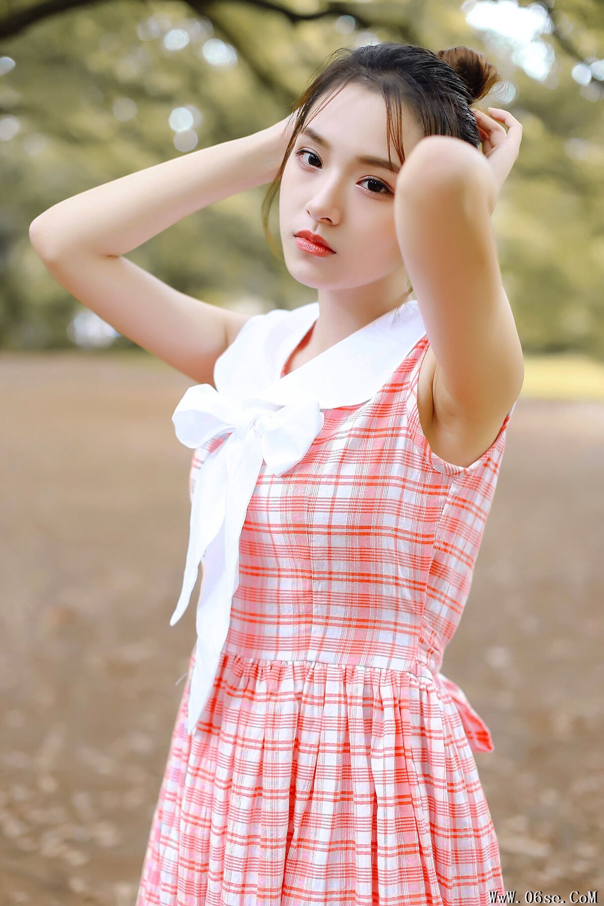 YiTuYu艺图语 Vol.6642 Zhu Yun Hui Da Mo Wang[21P]-六色网