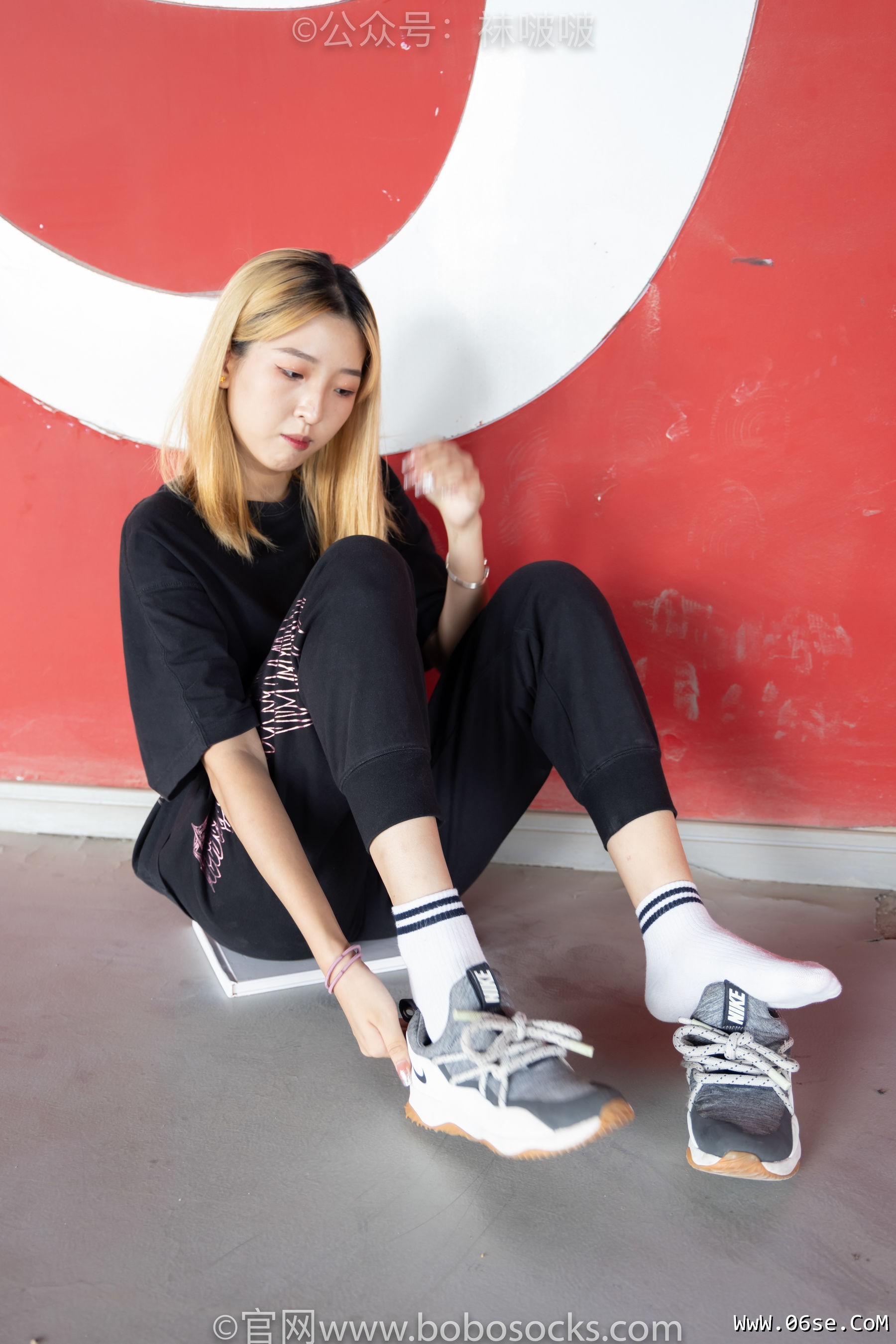 图片[38]-BoBoSocks袜啵啵 No.018 木木-运动鞋、白棉袜、裸足[136P]-六色网