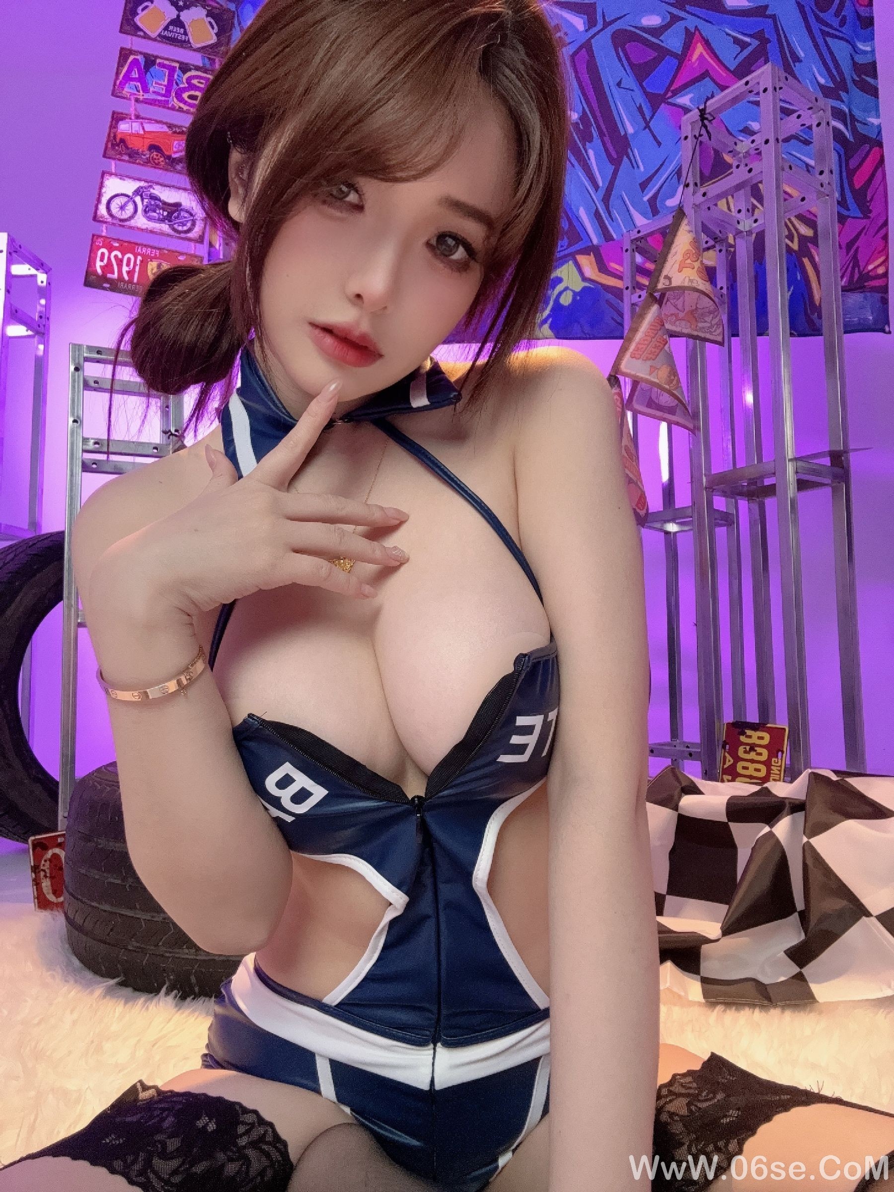 图片[50]-动漫博主雯妹 – 赛车女郎[183P]-六色网