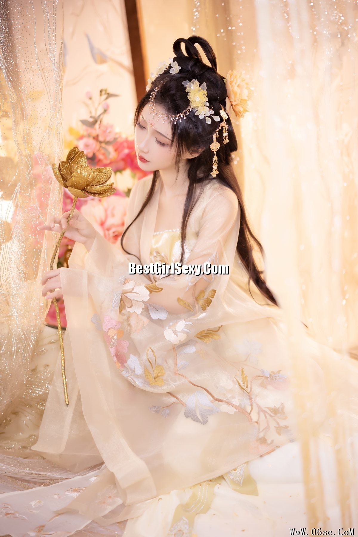 图片[5]-YiTuYu艺图语 Vol.3498 Qi Luo Sheng De Xiao Su Su[31P]-六色网
