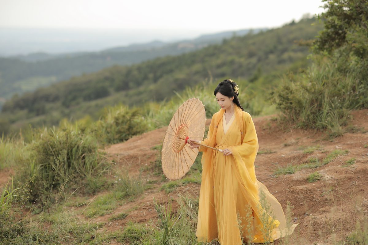 图片[6]-YiTuYu艺图语 Vol.5541 Jia Yue Yue Yue[33P]-六色网
