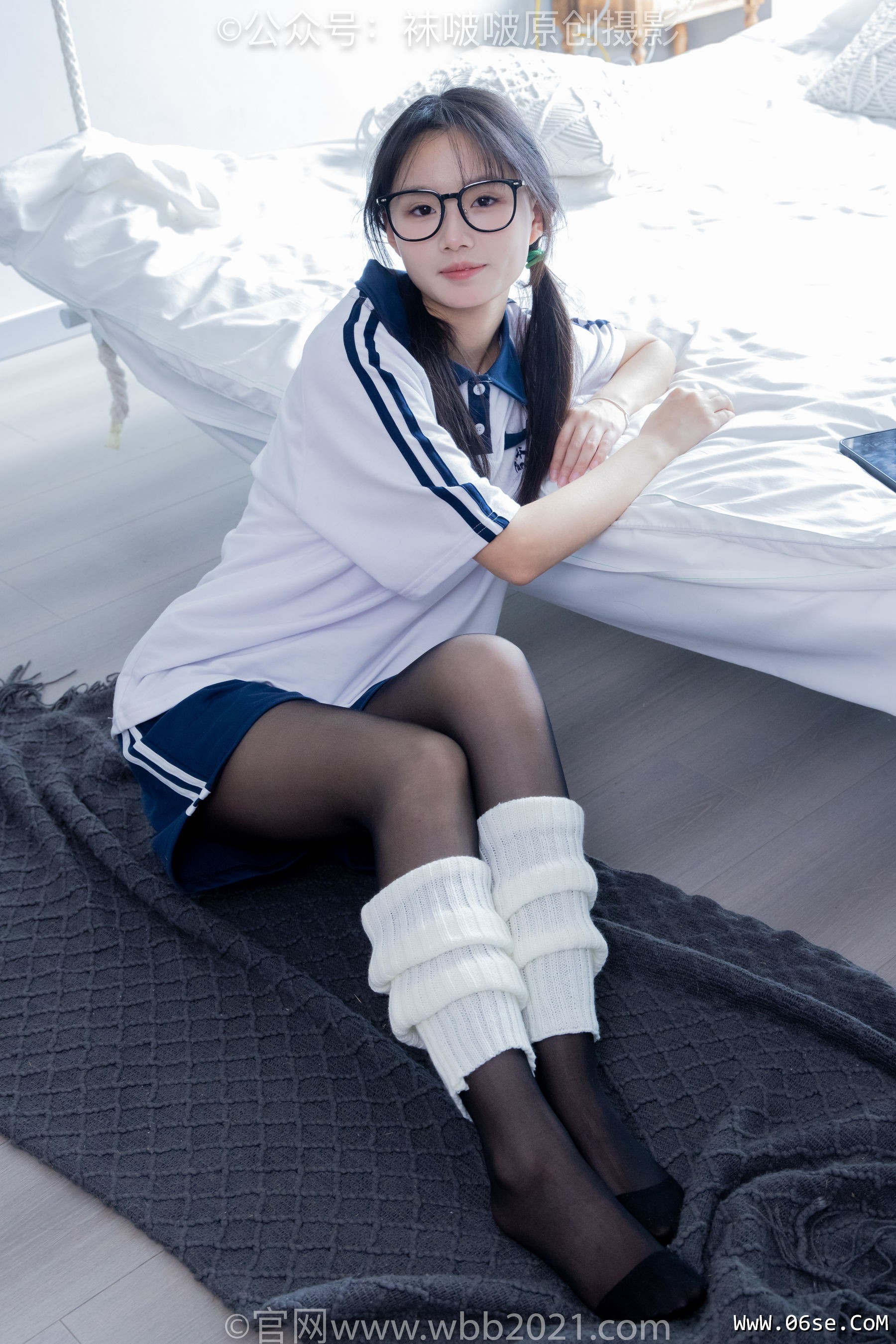 图片[23]-BoBoSocks袜啵啵 No.335 甜甜圈 -校服、运动鞋、薄黑丝、袜套[154P]-六色网