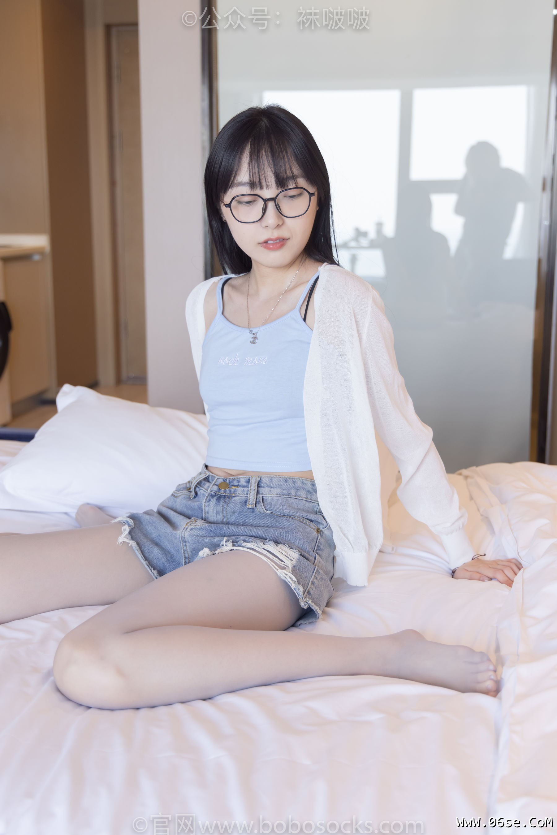 图片[83]-BoBoSocks袜啵啵 No.083 稚予-高跟鞋、凉鞋、白丝、裸足涂白色指甲油剧情[140P]-六色网
