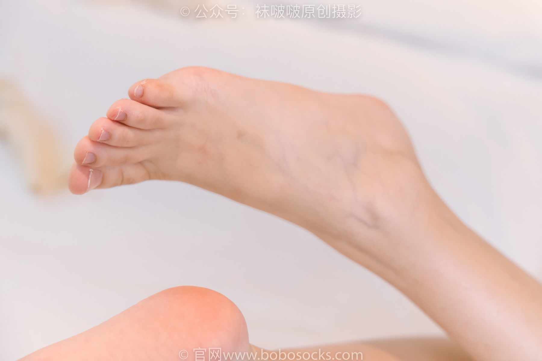图片[19]-BoBoSocks袜啵啵 No.176 小安-运动鞋、白棉袜、裸足[139P]-六色网