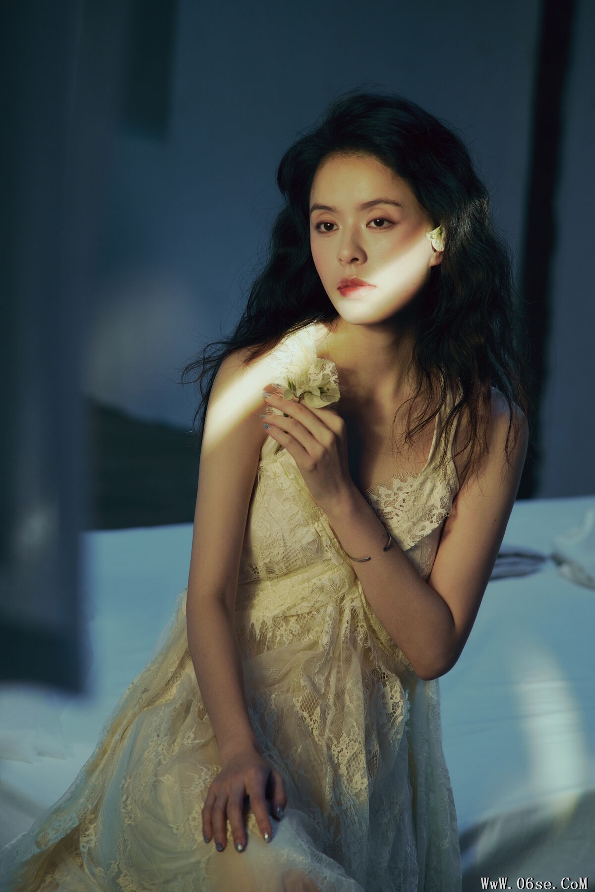 图片[5]-YiTuYu艺图语 Vol.6303 Xiao Yang[25P]-六色网