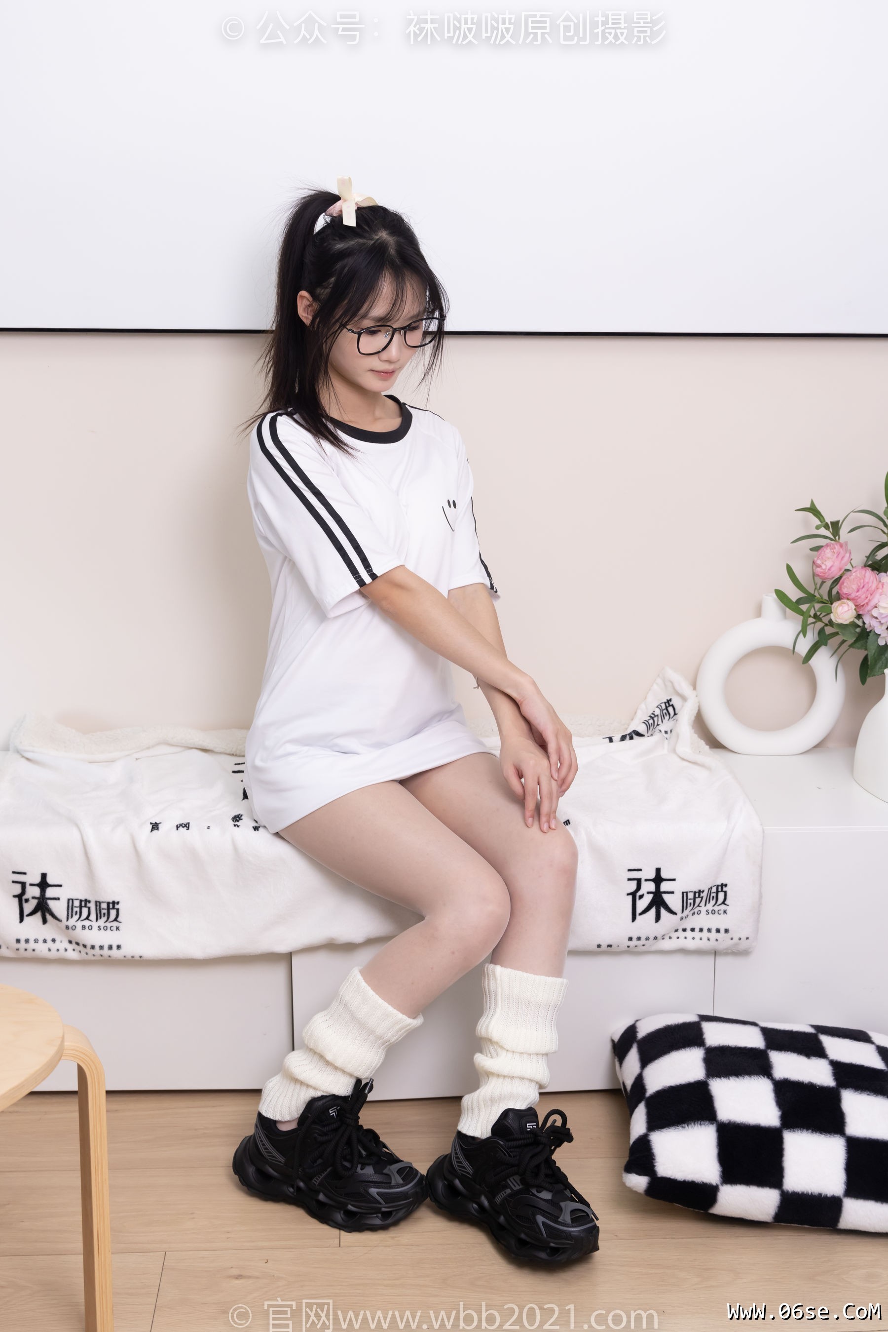 图片[61]-BoBoSocks袜啵啵 No.376 甜甜圈 -运动鞋、堆堆袜套、白丝[150P]-六色网