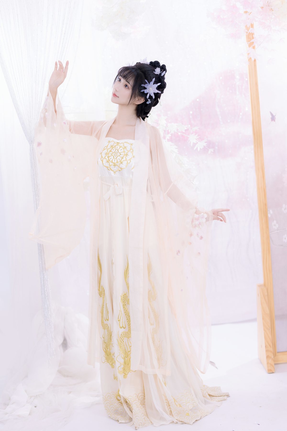 图片[5]-YiTuYu艺图语 Vol.5368 Qi Luo Sheng De Xiao Su Su[28P]-六色网