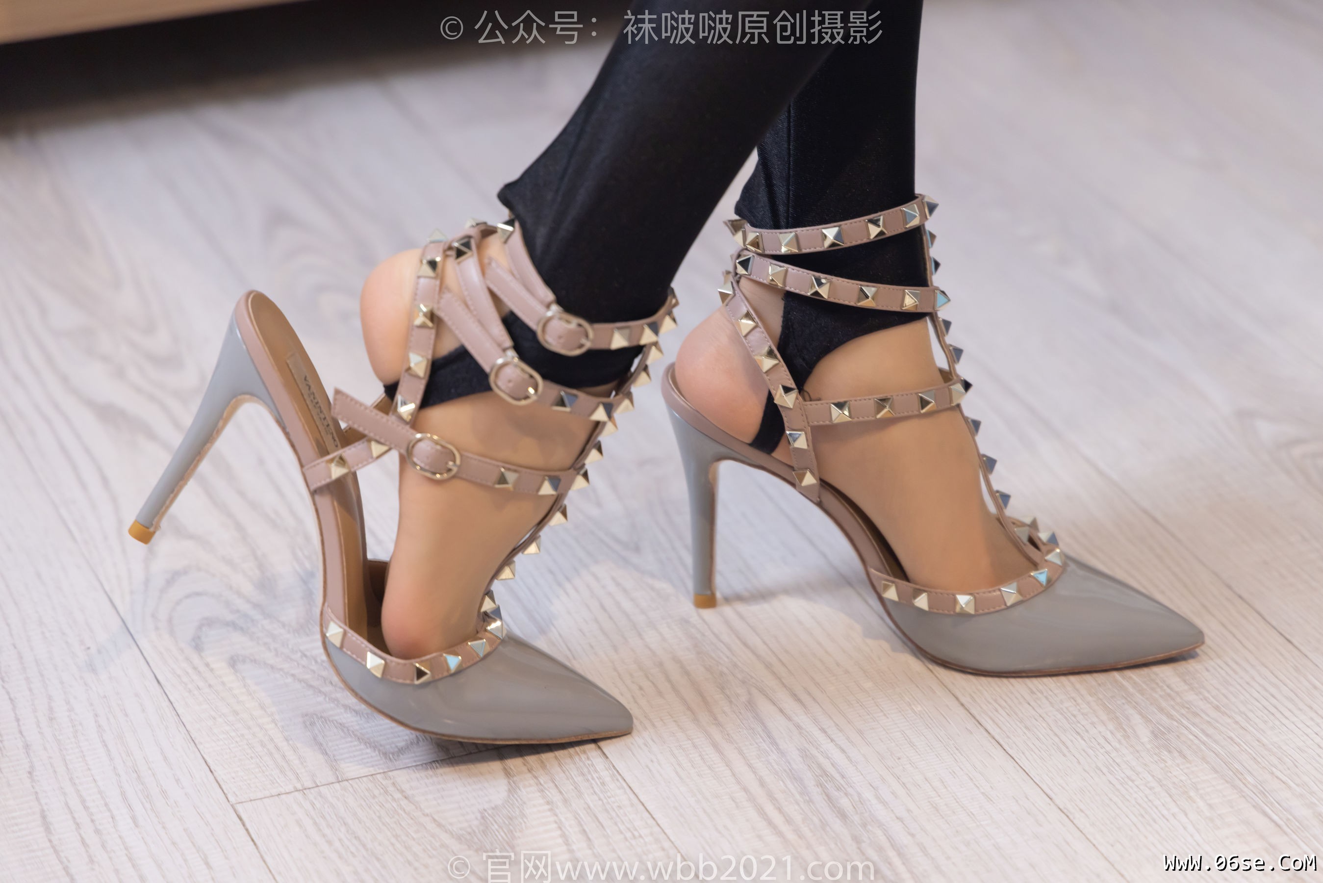 图片[93]-BoBoSocks袜啵啵 No.243 稚予 -两双高跟鞋、肉丝、踩脚裤[164P]-六色网