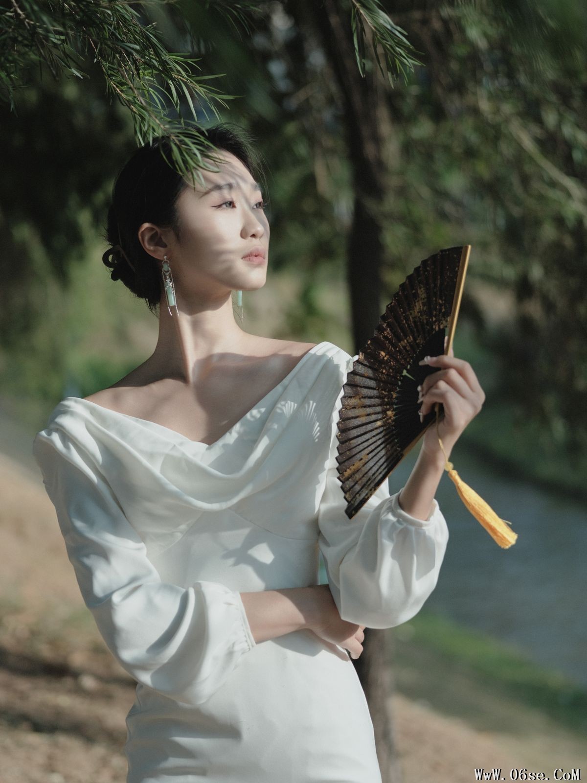 图片[17]-YiTuYu艺图语 Vol.3251 Likeu[47P]-六色网