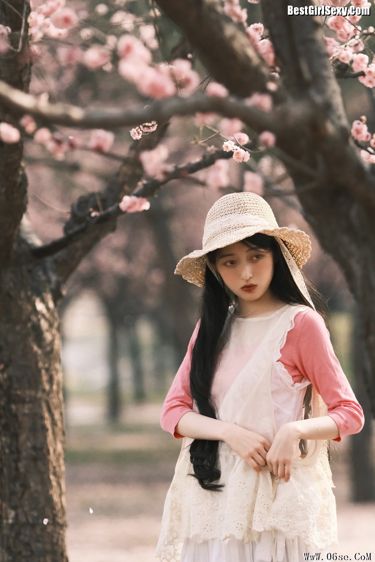 图片[22]-YiTuYu艺图语 Vol.4062 Li You[22P]-六色网