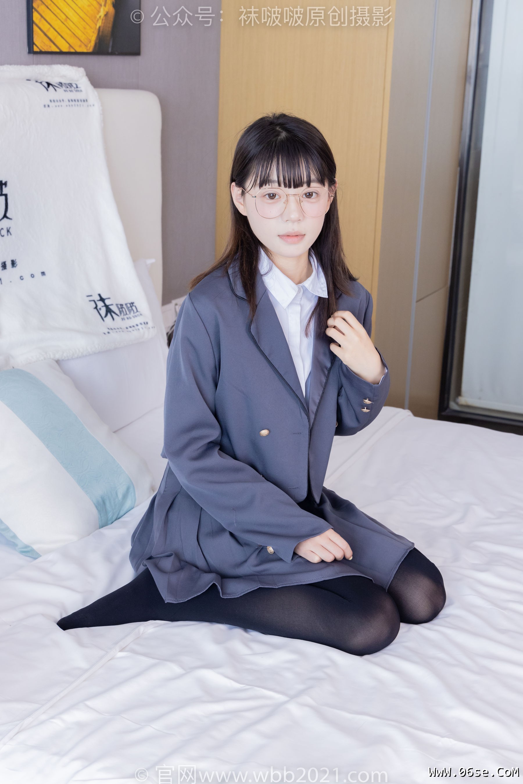 图片[113]-BoBoSocks袜啵啵 No.402 糯米 -皮鞋、厚黑丝、学院jk[140P]-六色网